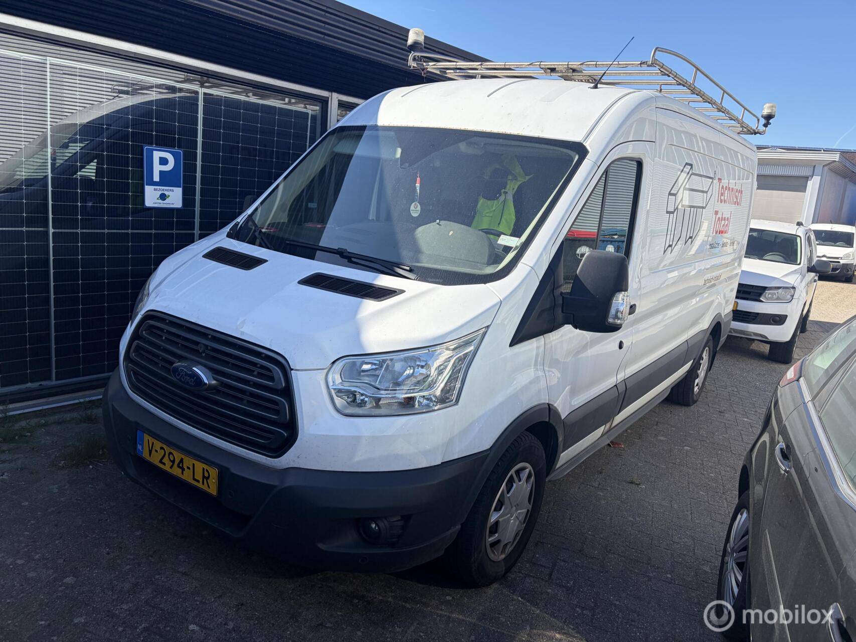 Ford Transit 350 2.0 TDCI L3H2 Trend 2018 2018 - voorkant