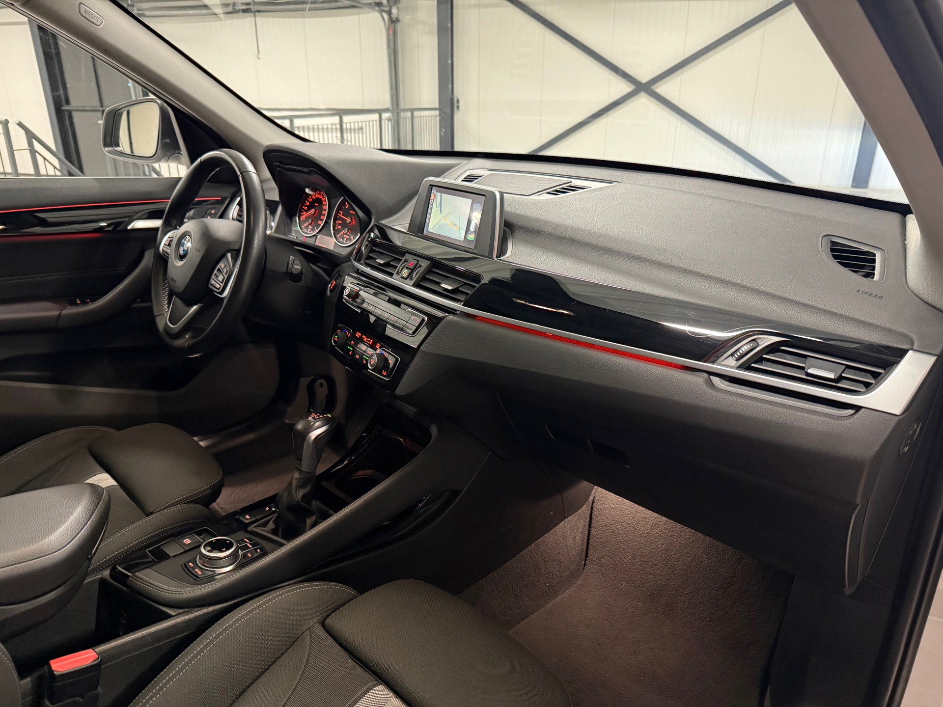 Foto van BMW X1 Xdrive20i
