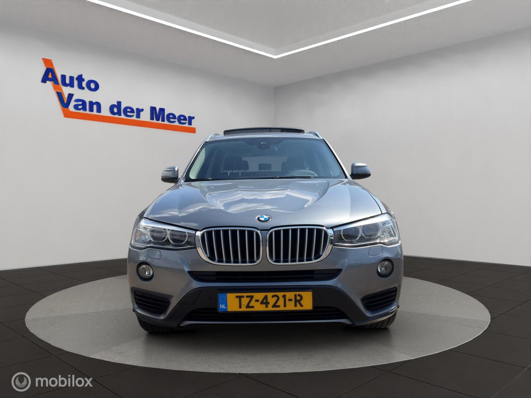 Foto van BMW X3 Xdrive28i