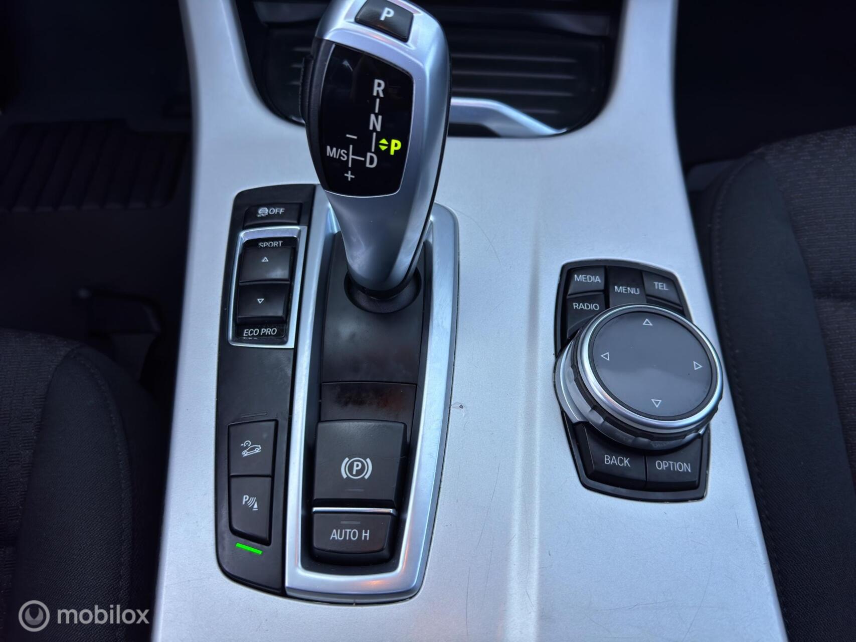 Foto van BMW X3 Xdrive28i