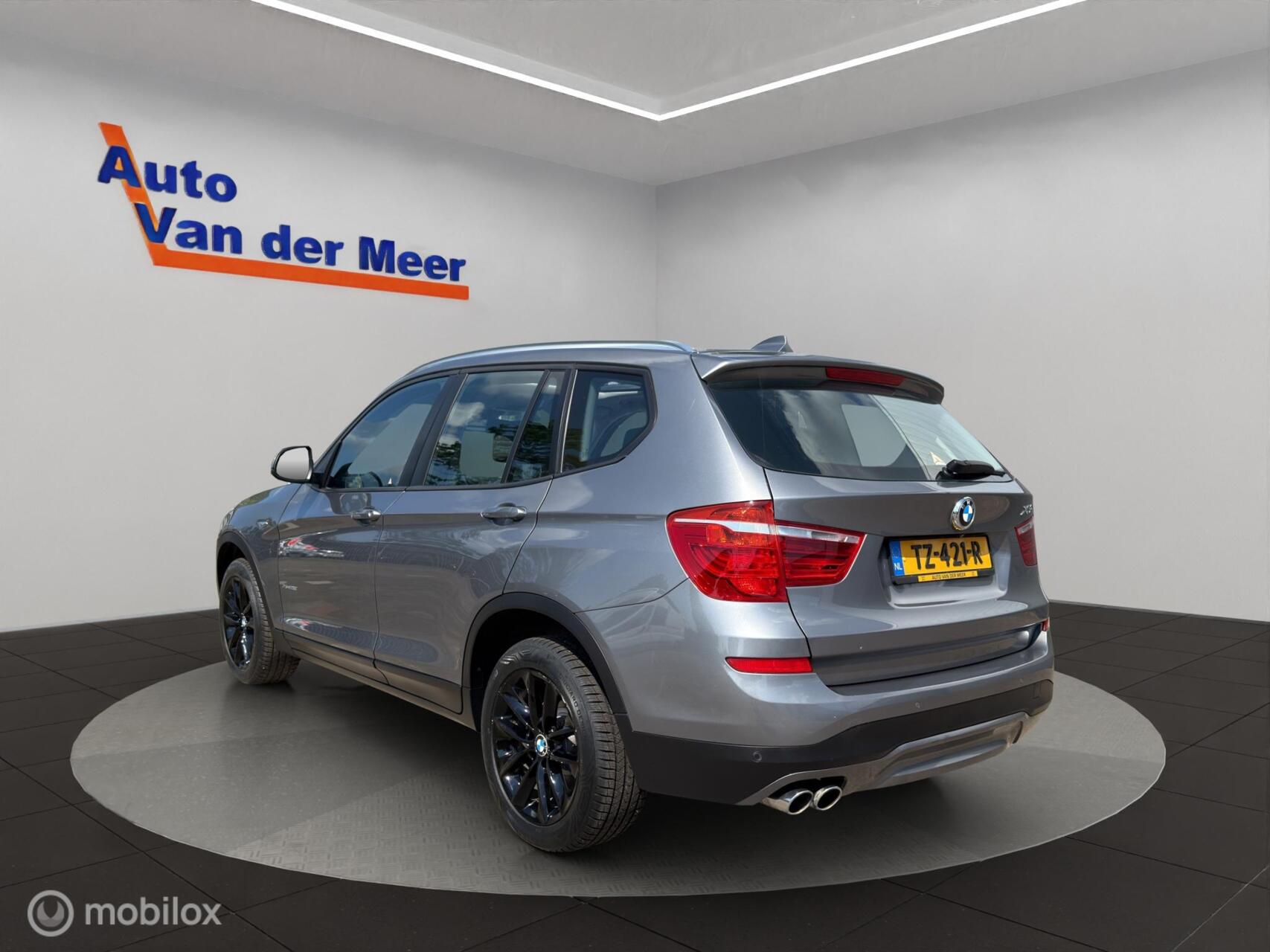 Foto van BMW X3 Xdrive28i