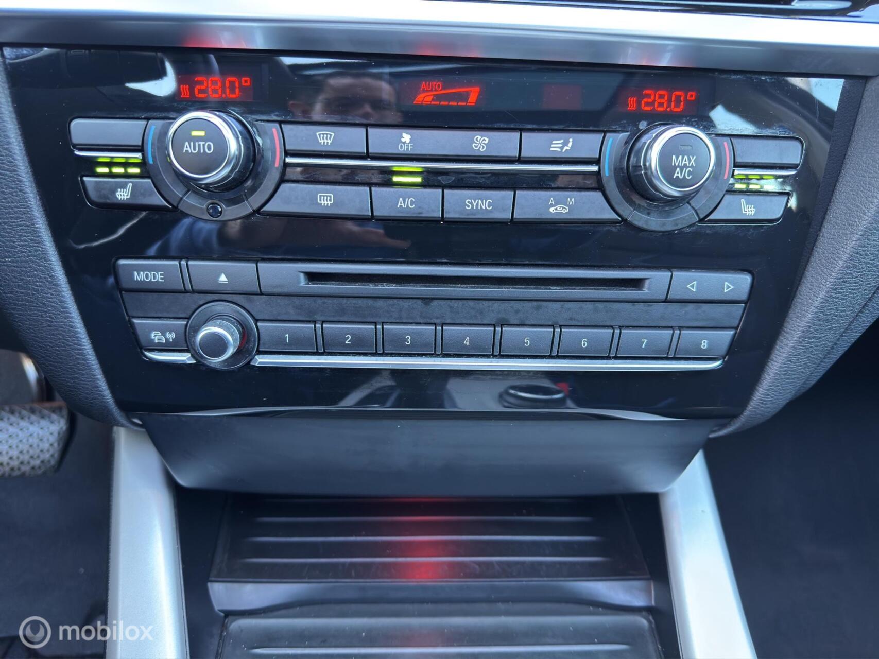 Foto van BMW X3 Xdrive28i