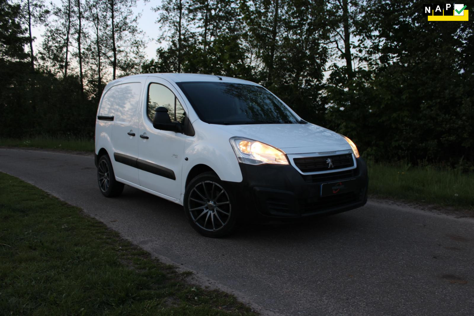 Foto van PEUGEOT PARTNER