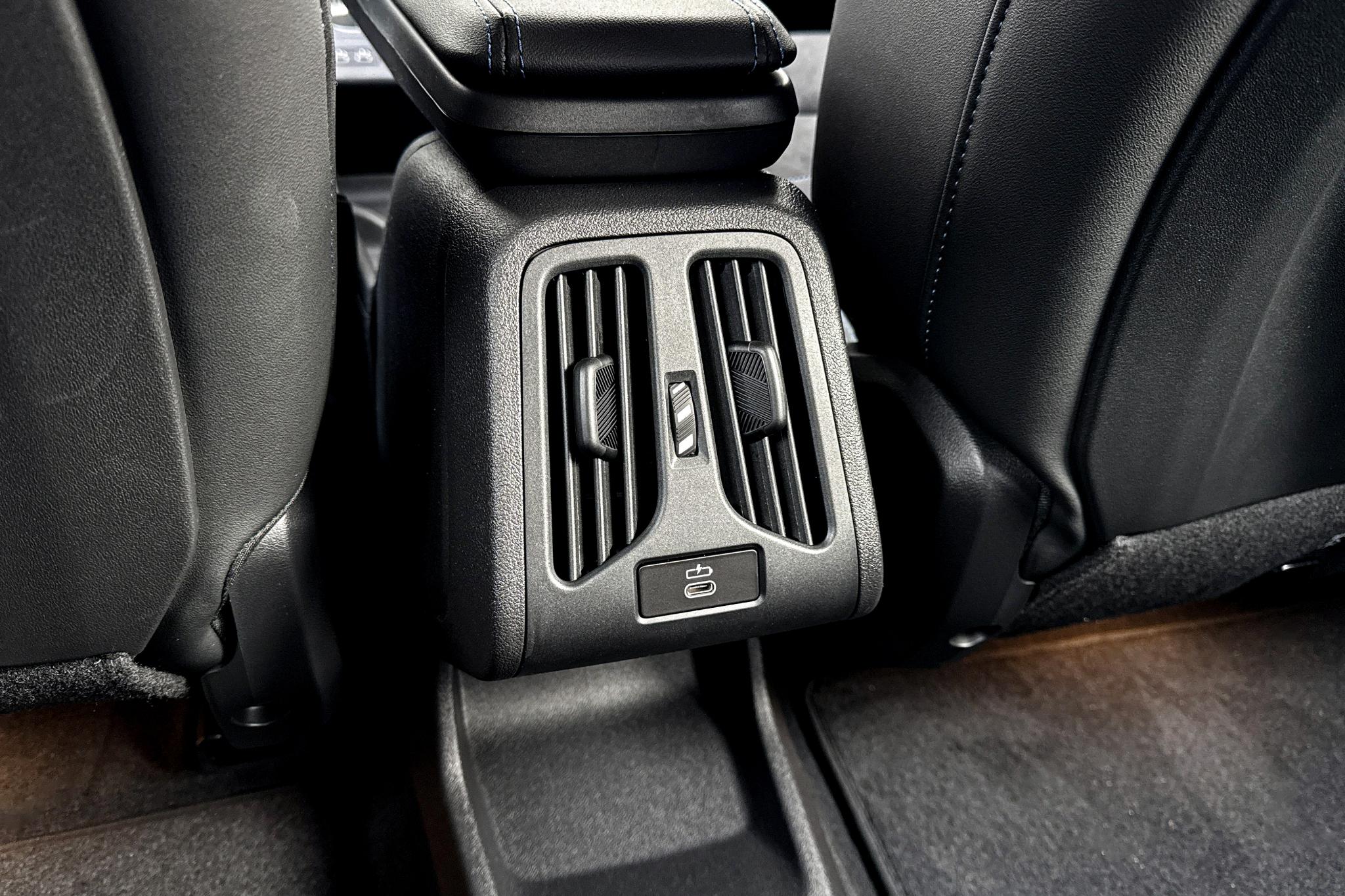 Foto van BMW Ix1 Edrive20