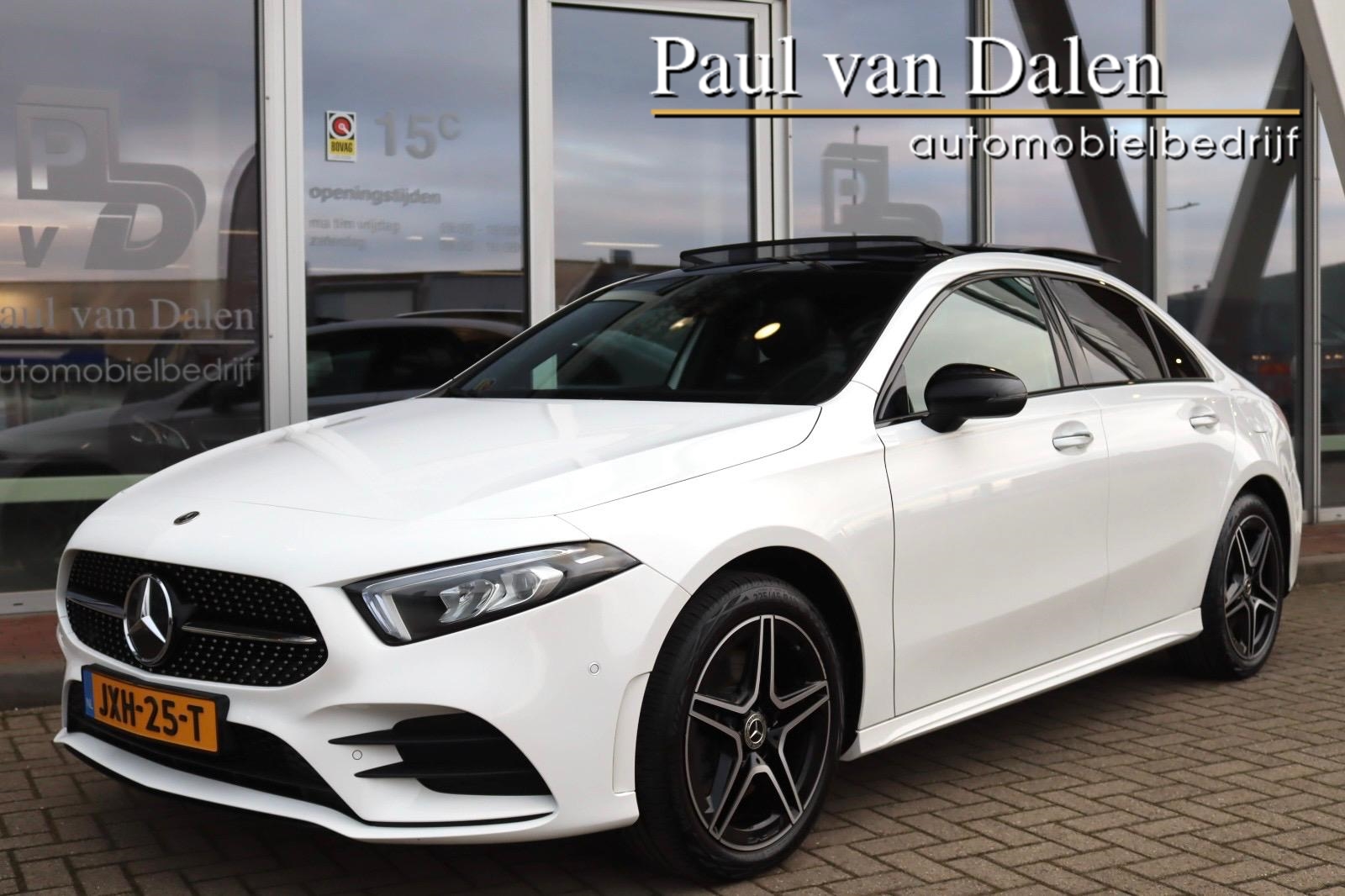 Mercedes-Benz A 250 E A250e 218PK AUTOMAAT AMG NIGHT Panodak | Head Up | Wide Screen | Sfeerverl.| Camera | Fender Audio | Stoelverw. | Pdc v+a | Led | 2022 - voorkant