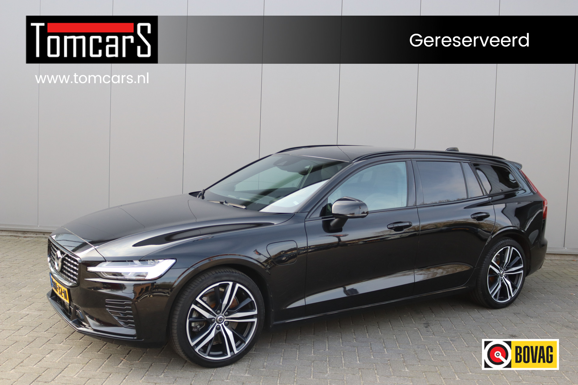 Volvo V60 2.0 T6 Recharge 340PK AWD R-Design Elektr.-trekhaak/Pano-dak/Winter-pack/Memory-stoel/Camera 2021 - voorkant