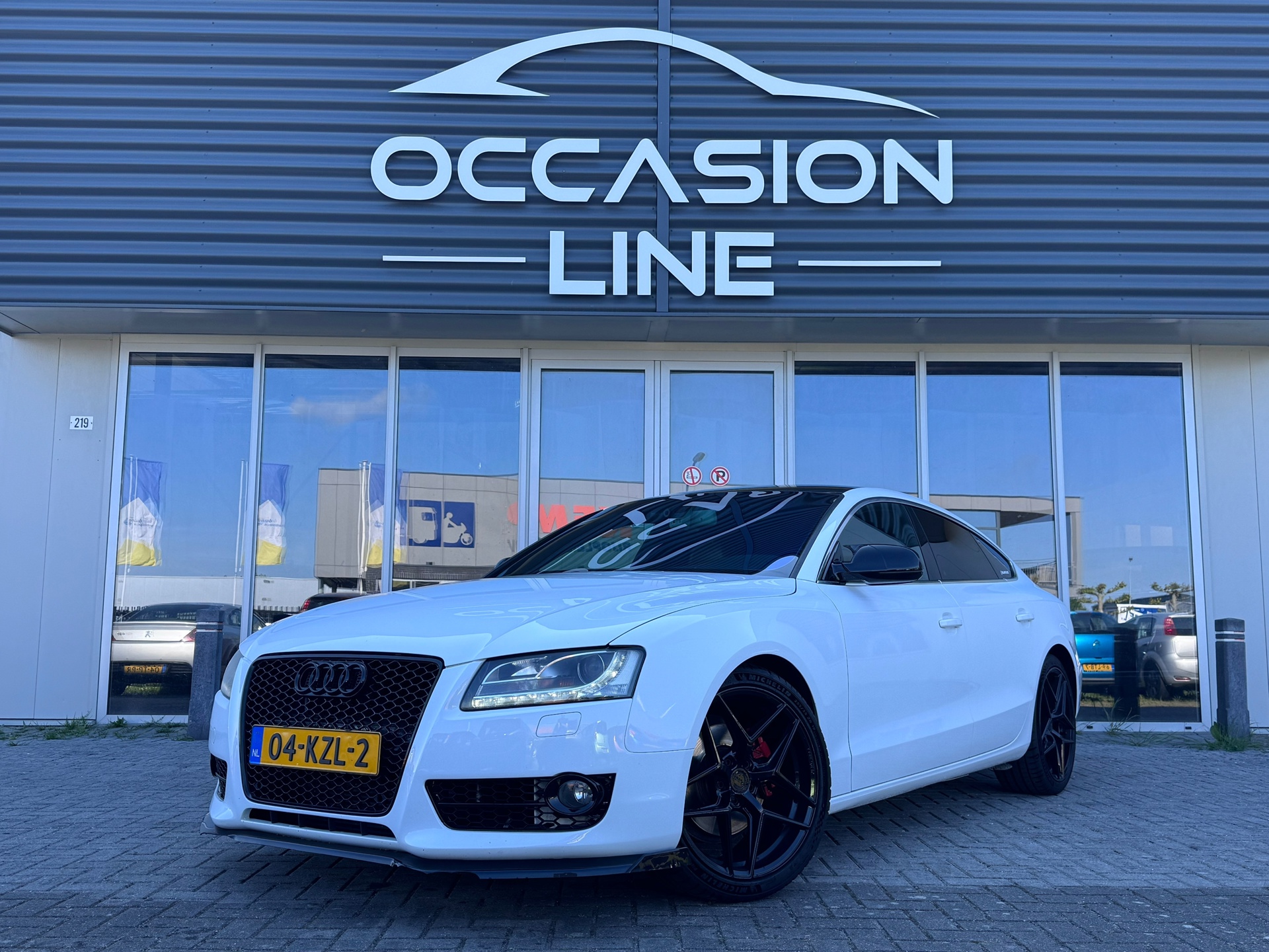Audi Audi A5 2.0 TDI Pro Line | Spoiler | Diffueser | Ambient | Sterrenhemel 2010 - voorkant