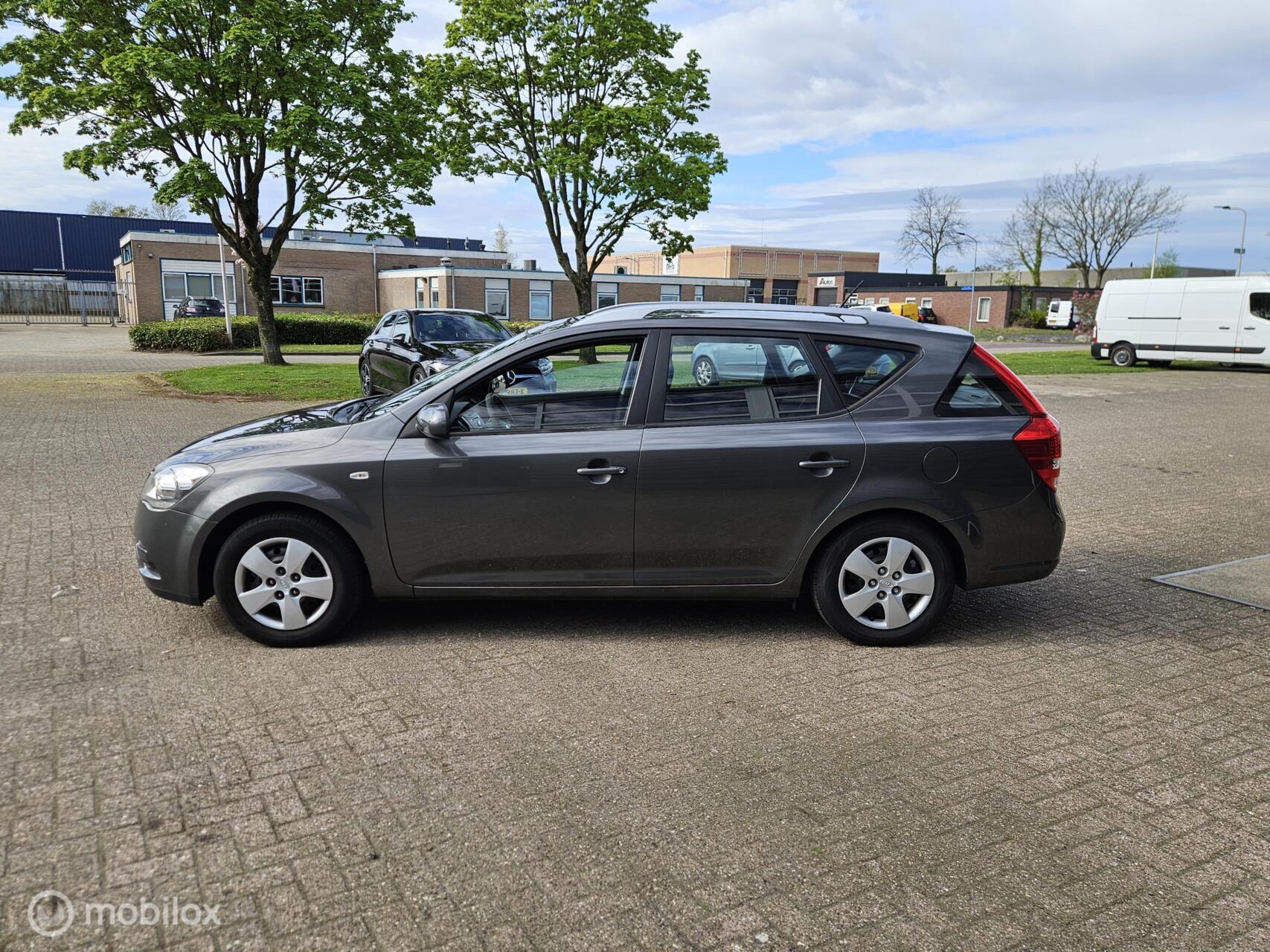 Foto van Kia Cee D