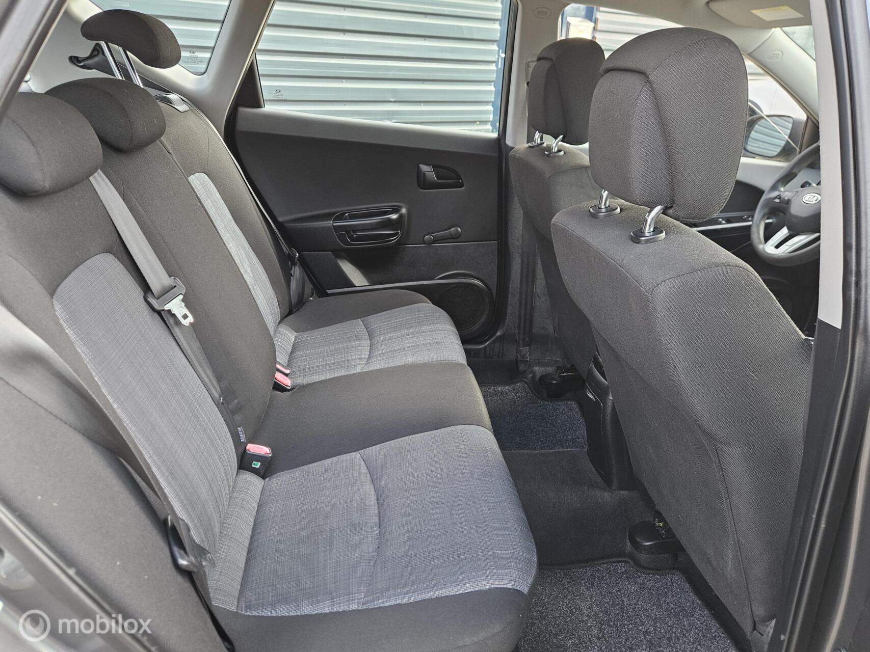Foto van Kia Cee D