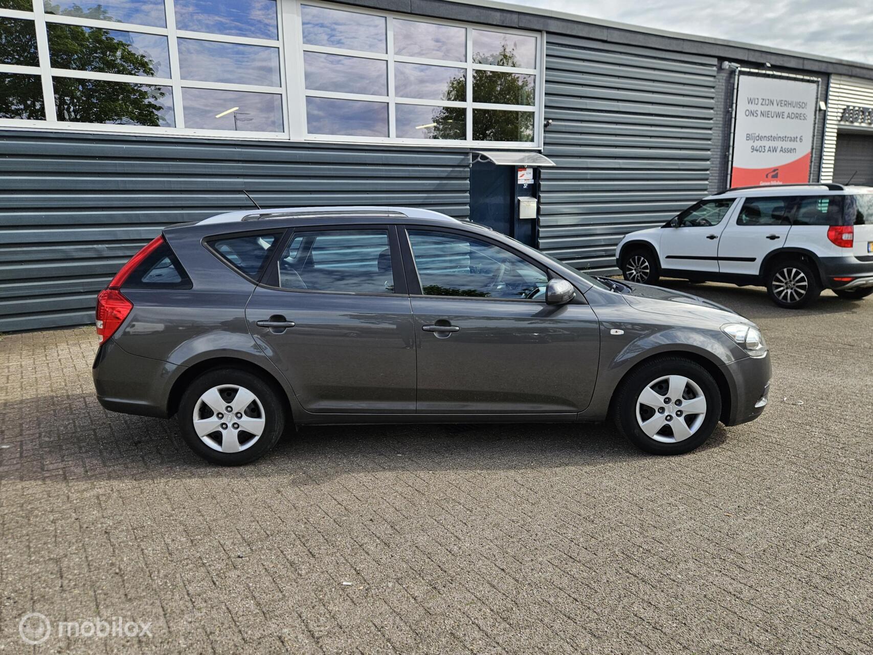 Foto van Kia Cee D