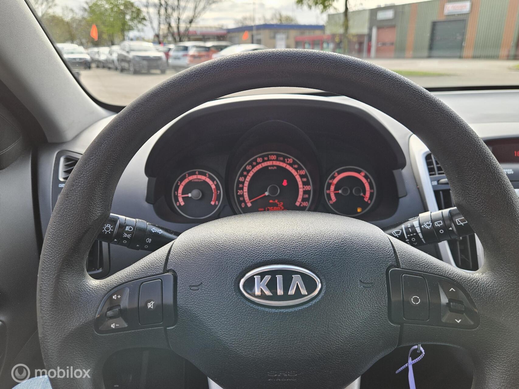 Foto van Kia Cee D