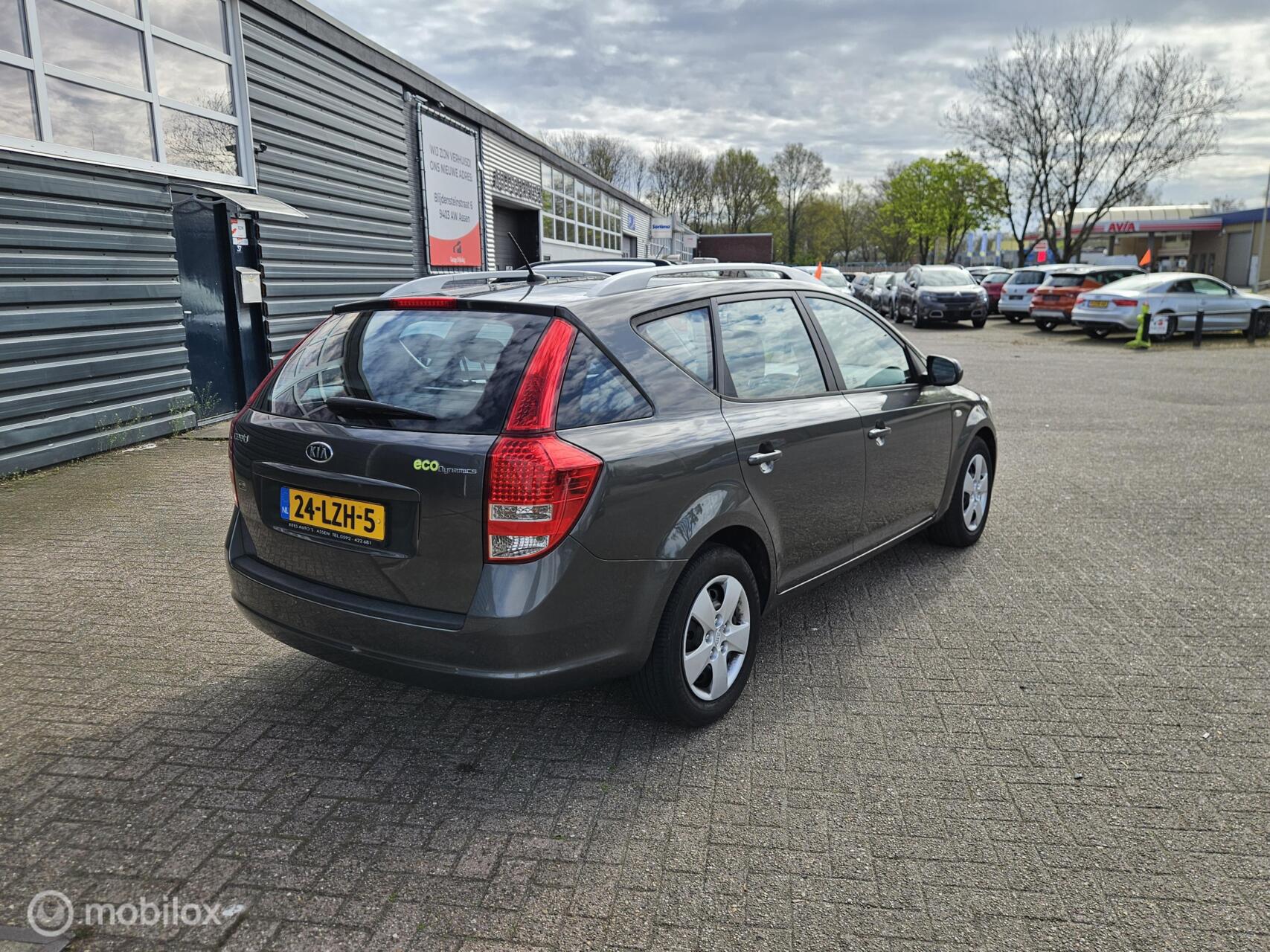 Foto van Kia Cee D