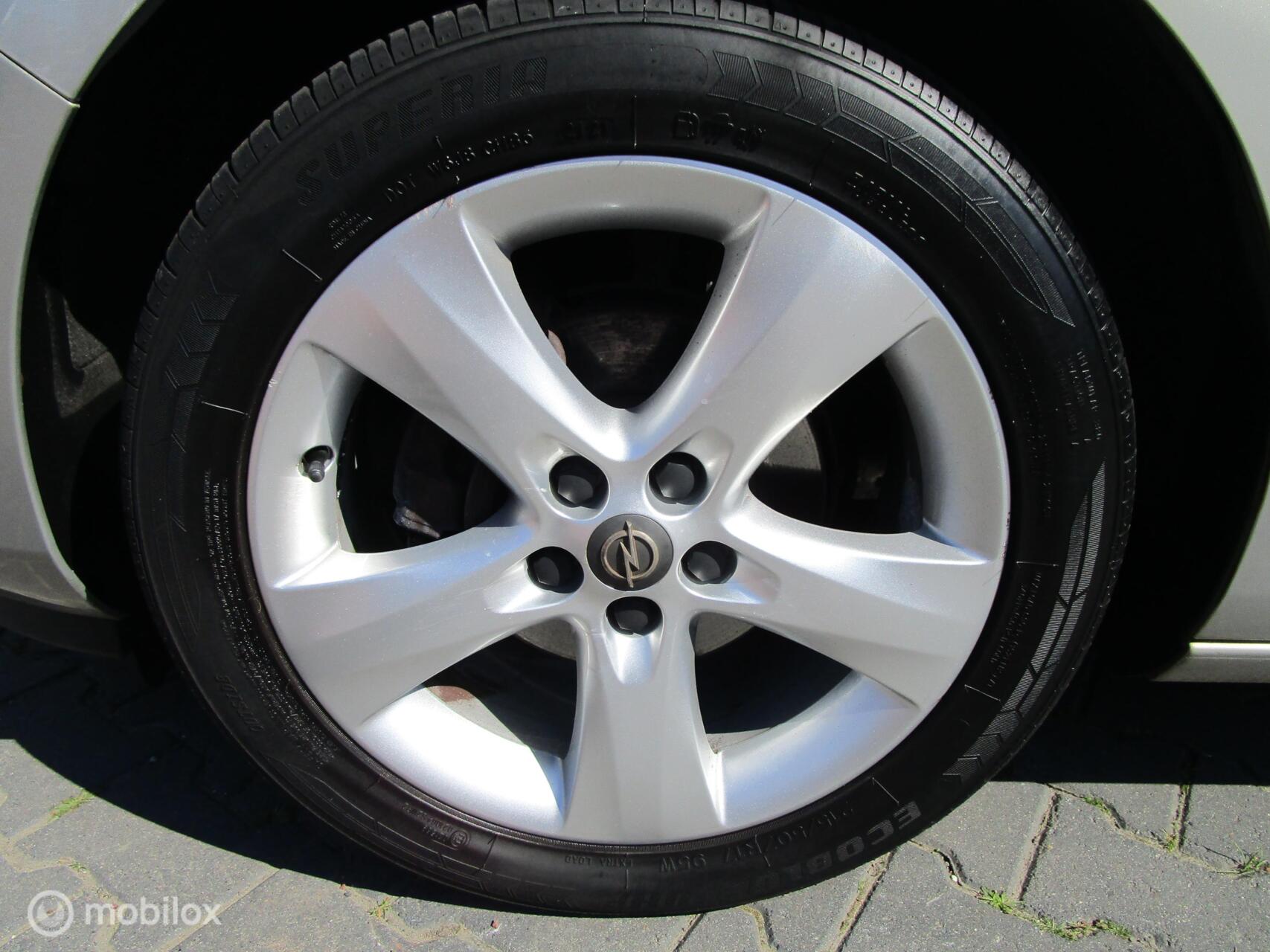 Foto van Opel Astra