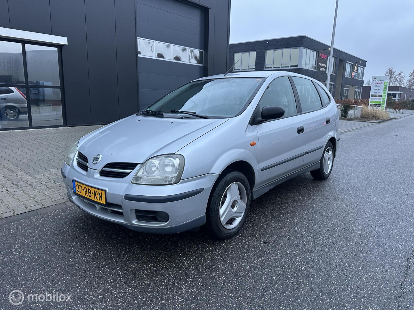 Foto van NISSAN NISSAN ALMERA TINO