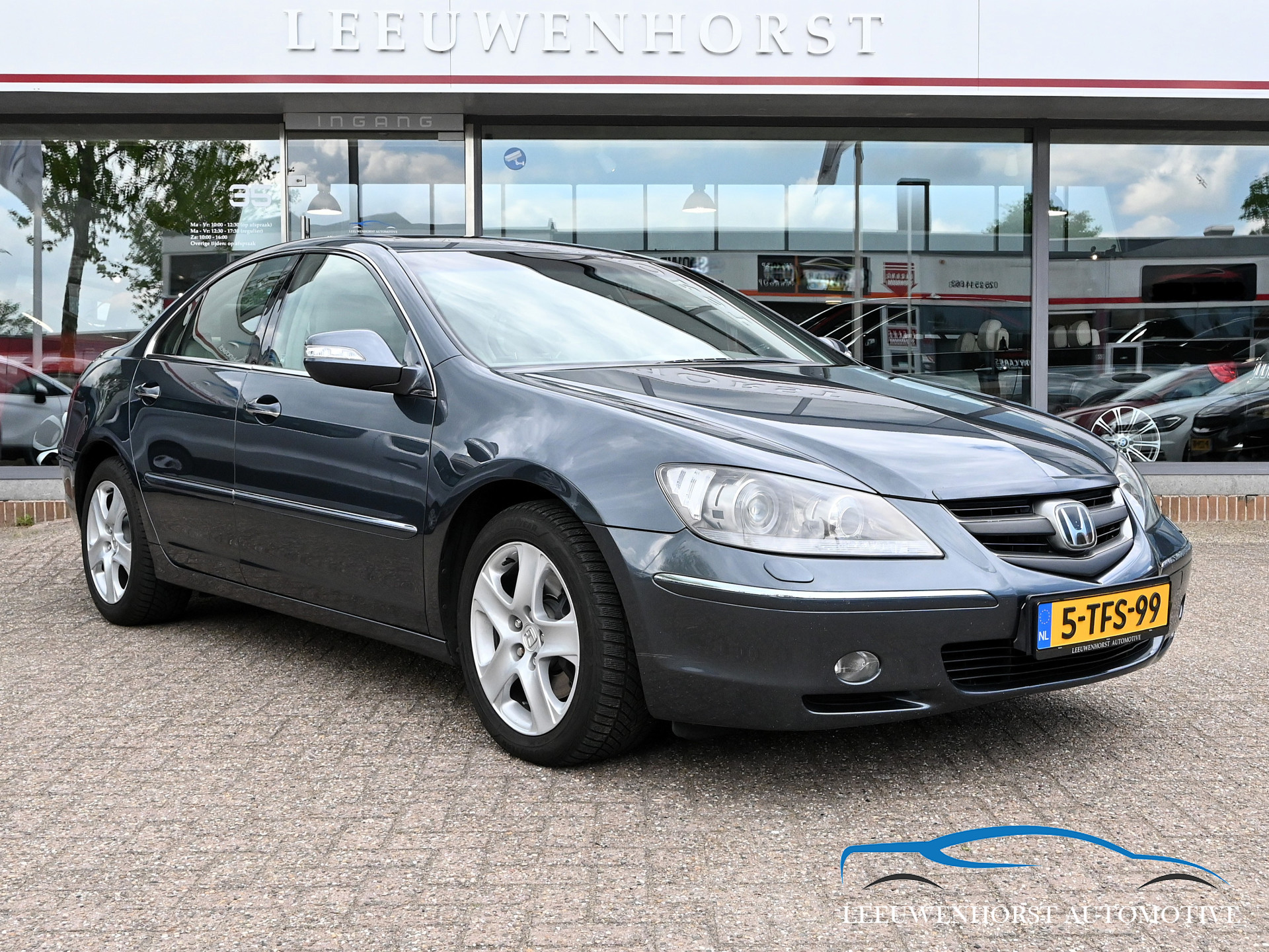 Foto van HONDA LEGEND