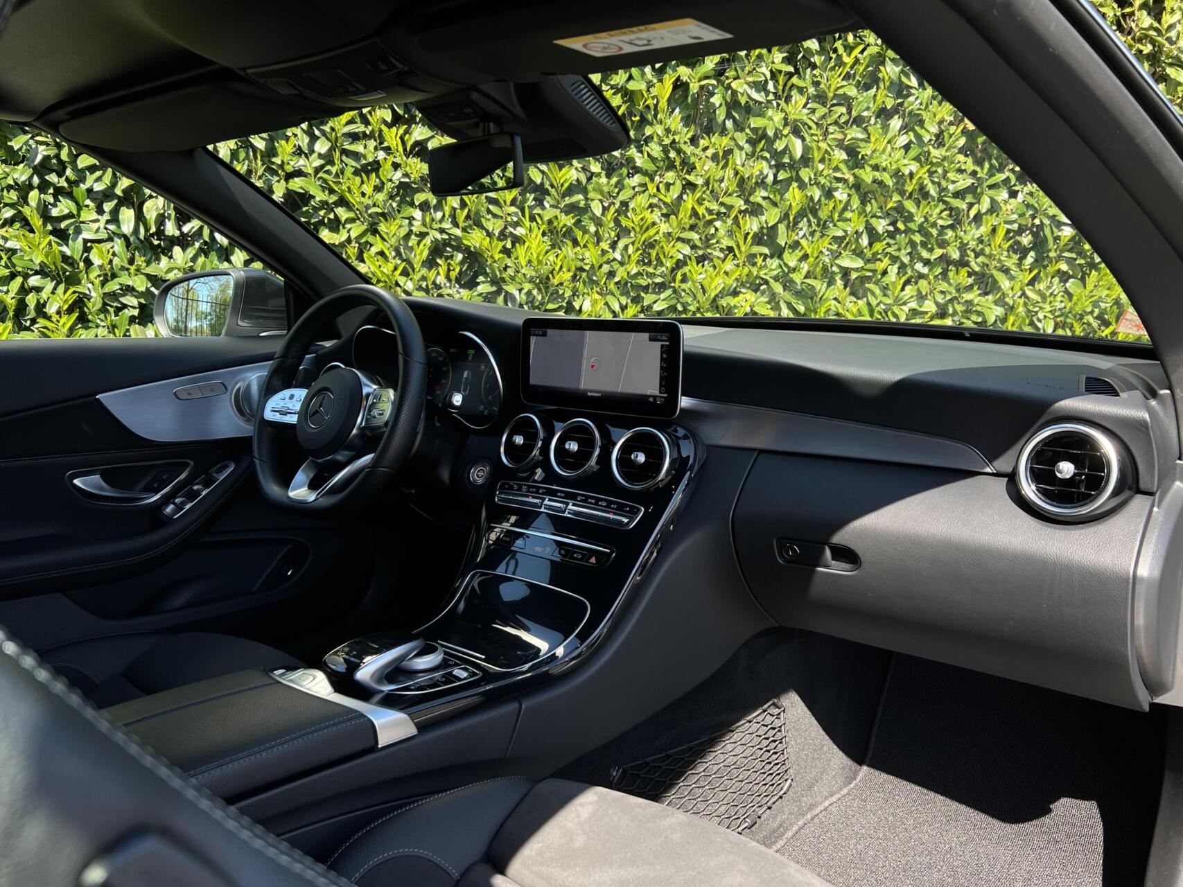 Foto van Mercedes-Benz C 200