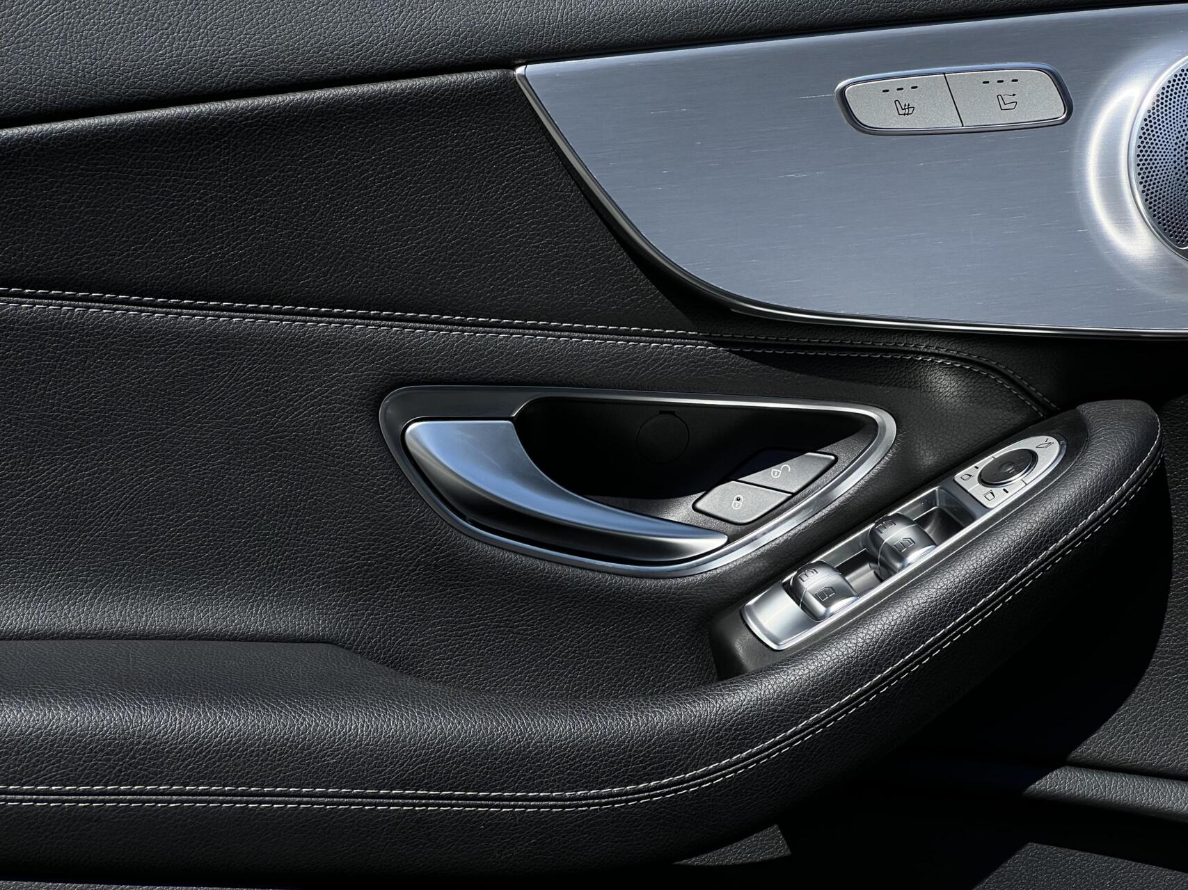Foto van Mercedes-Benz C 200