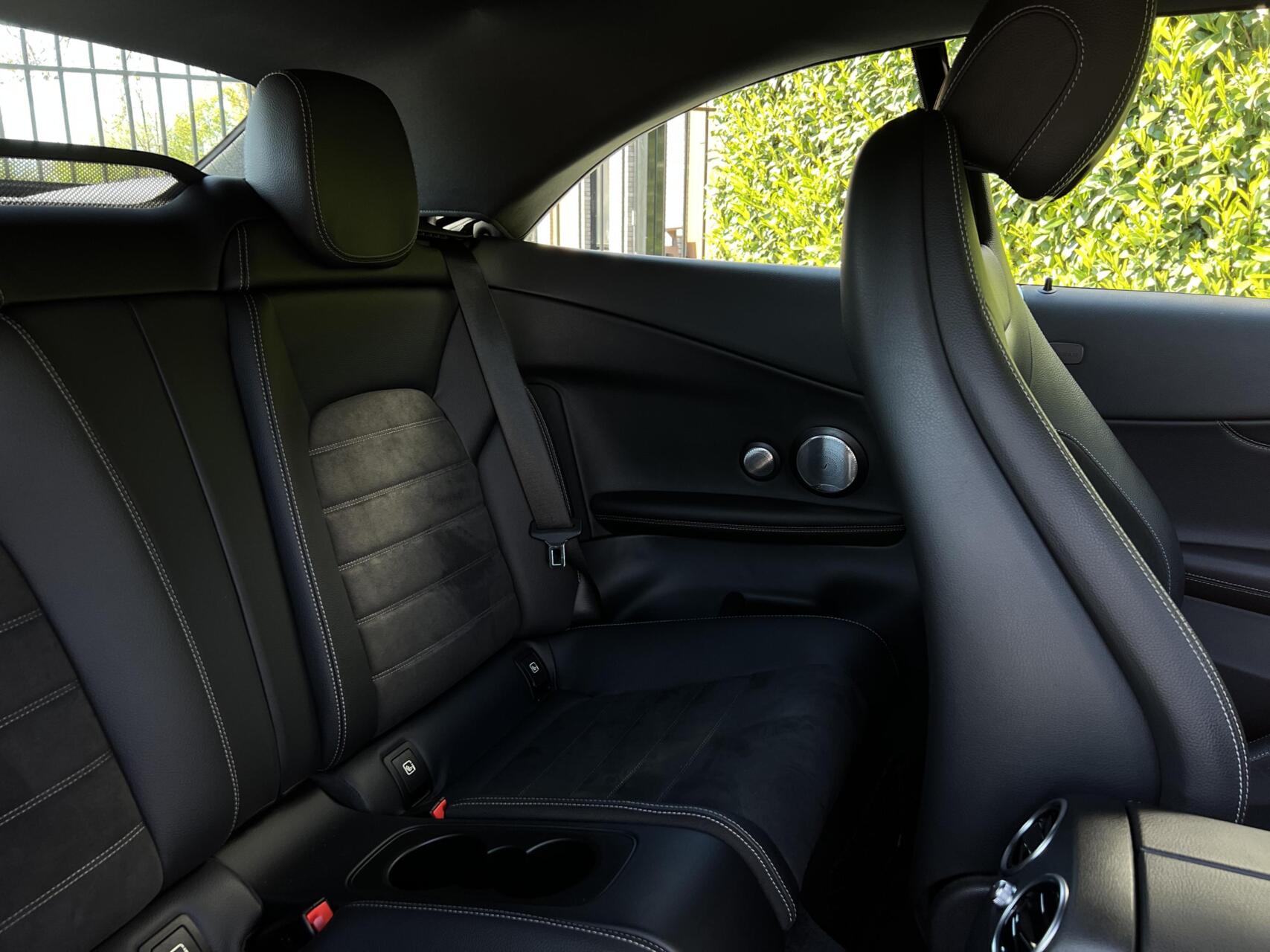 Foto van Mercedes-Benz C 200