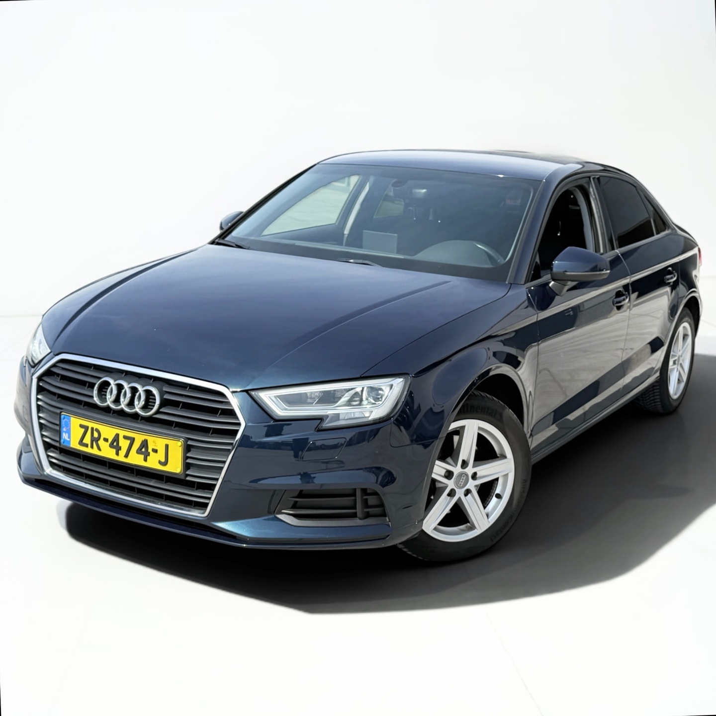 Audi A3 Limousine 30 TFSI Pro Line 1e eigenaar Dealer onderhouden 2019 - voorkant