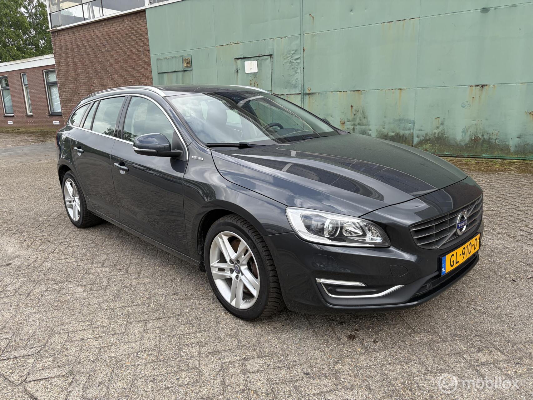 Foto van VOLVO V60 TWIN ENGINE