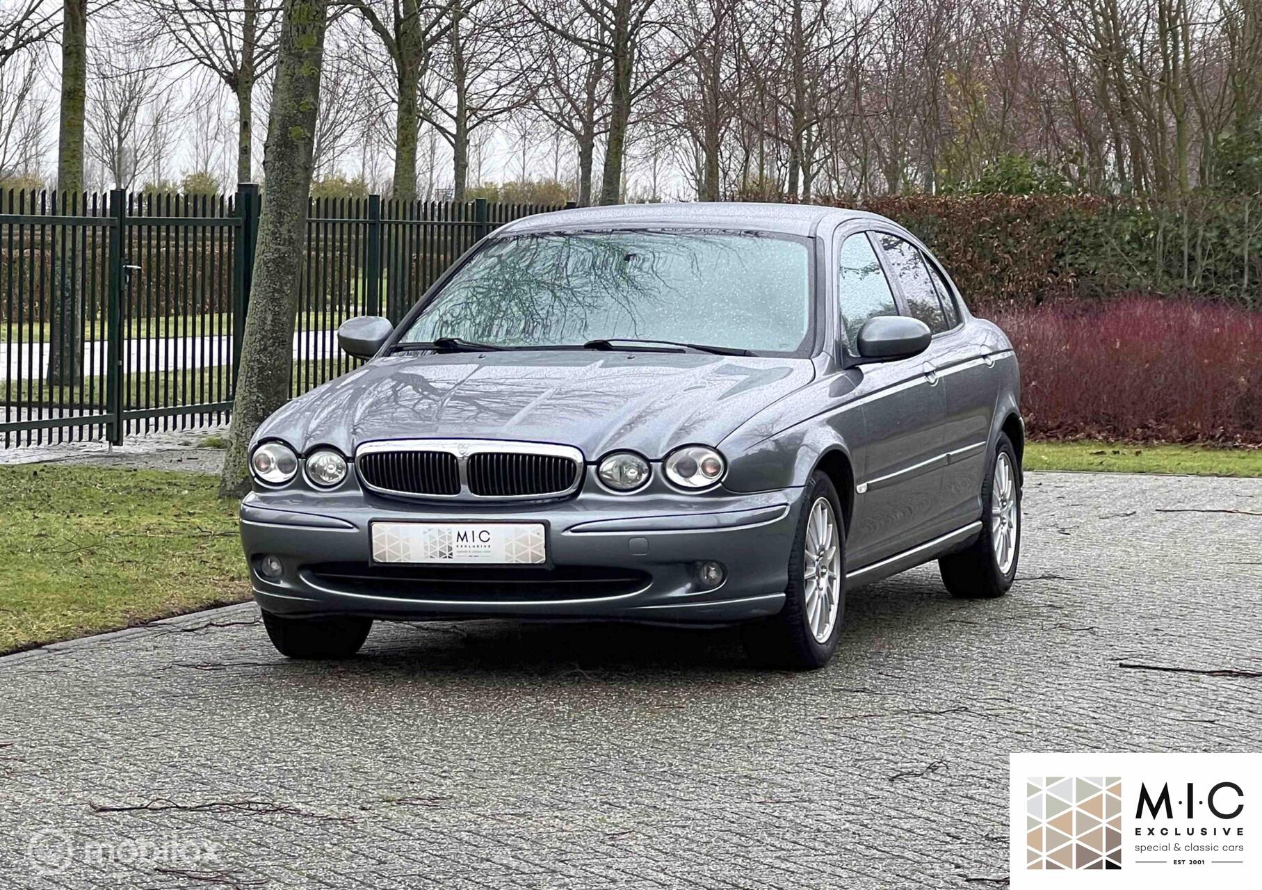 Foto van JAGUAR X-TYPE 2.0 V6