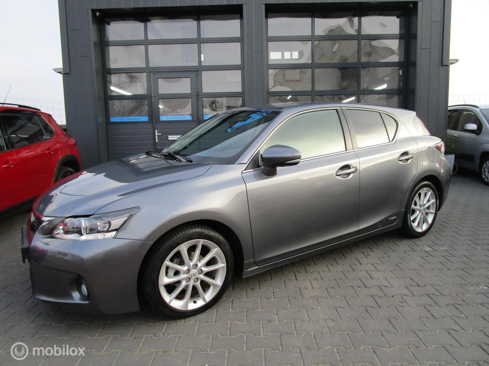 Foto van LEXUS LEXUS CT200H