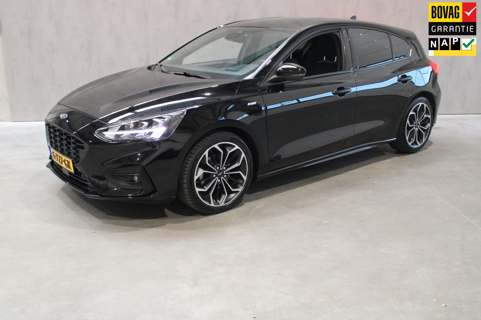 Ford Focus 1.0 EcoBoost ST Line 18 ich/Led/B&O prijs is rijklaar 2019 - voorkant