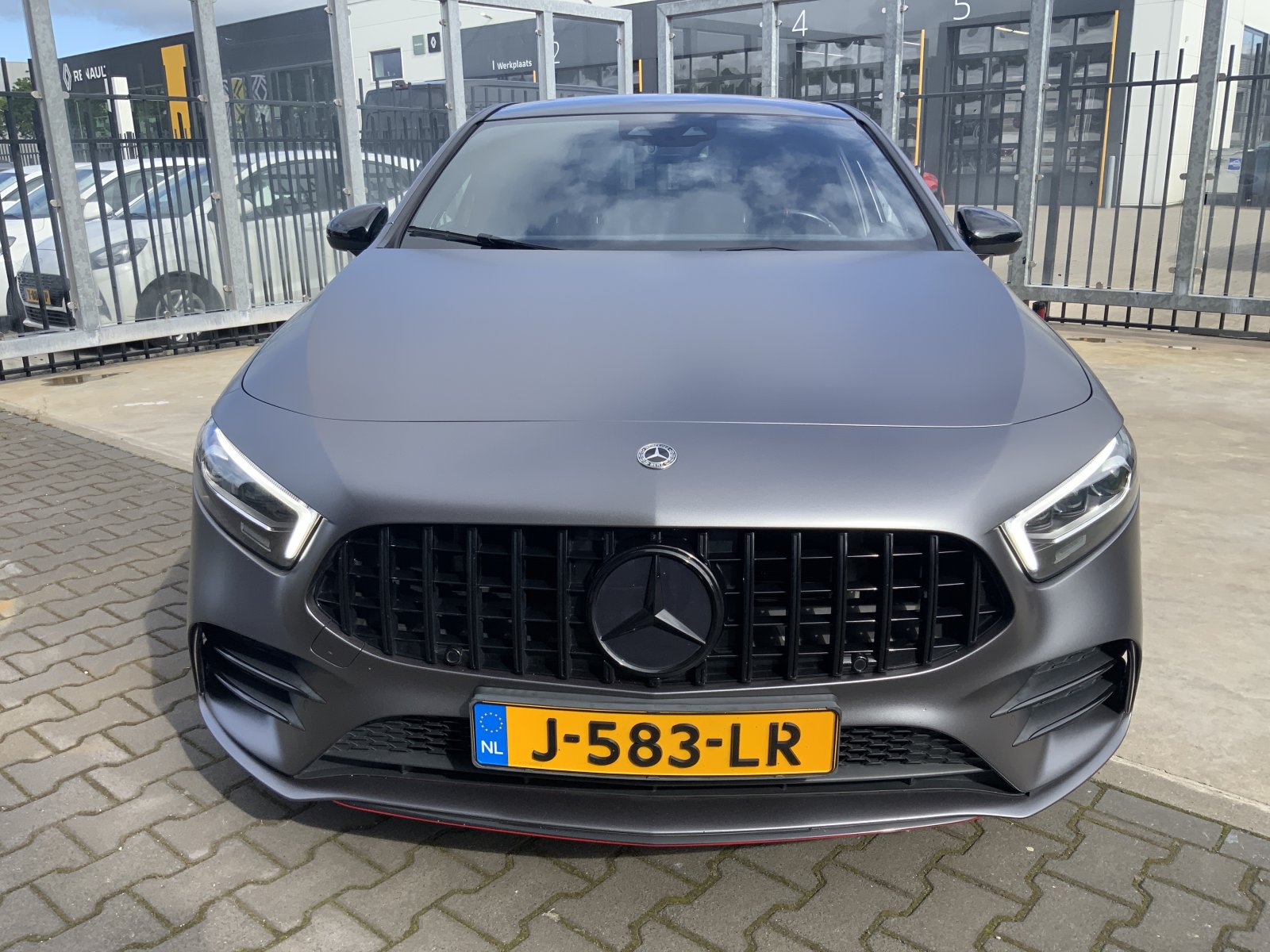 Inspectiefoto van Mercedes-Benz AMG A 35