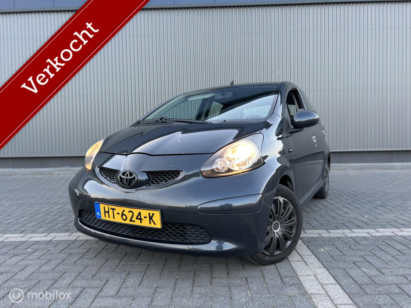 Toyota Toyota Aygo 1.0-12V +|CARPLAY|AIRCO|APK| 2006 - voorkant