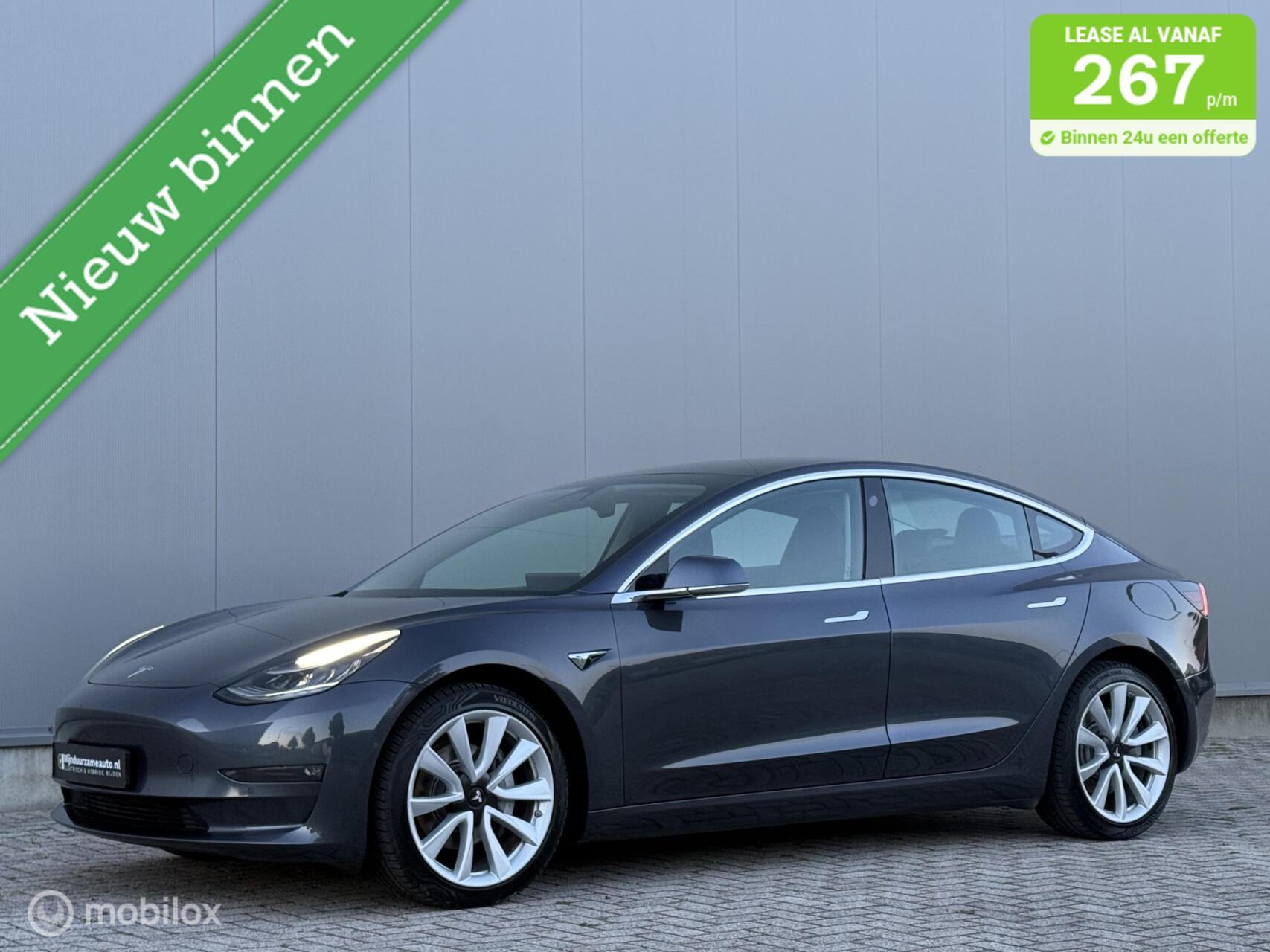 Foto van TESLA MODEL 3
