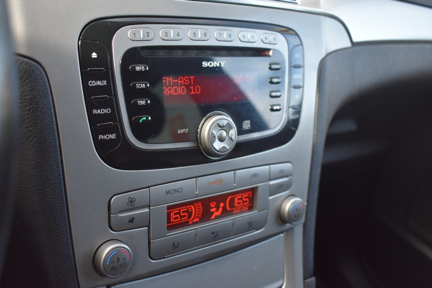 Foto van Ford S-max