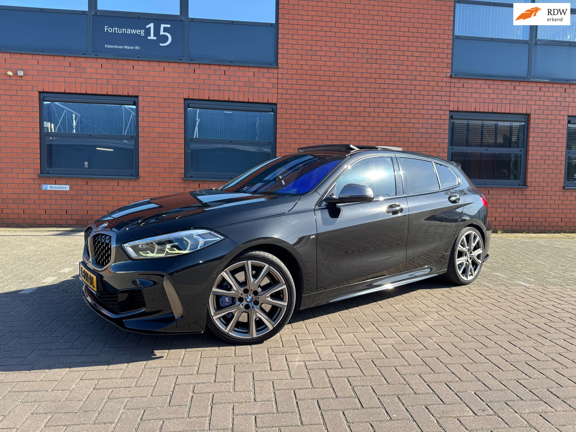 Foto van BMW M135I XDRIVE