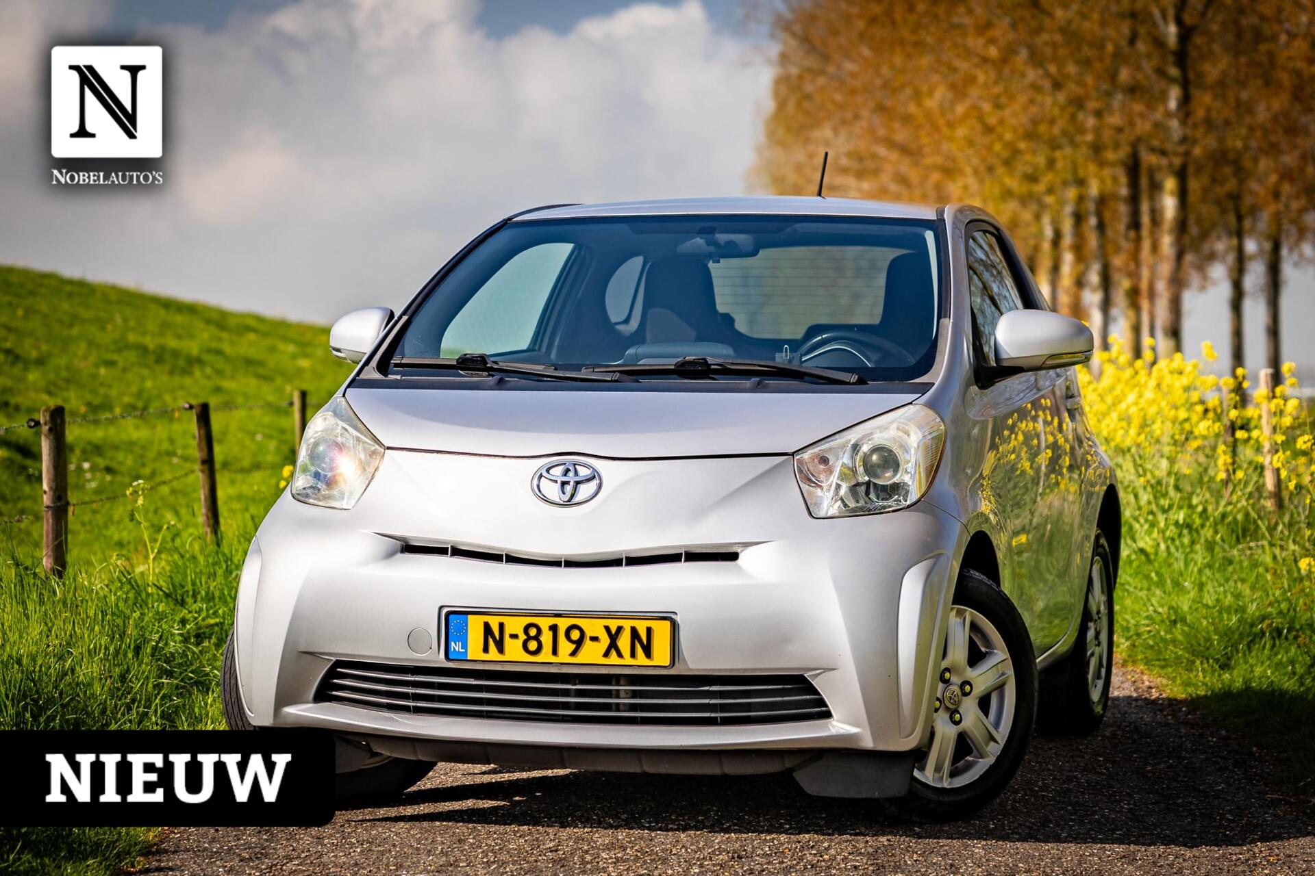 Toyota Toyota Iq 1.0 VVTi Aspiration | LM Velgen | Parrot | Airco 2009 - voorkant