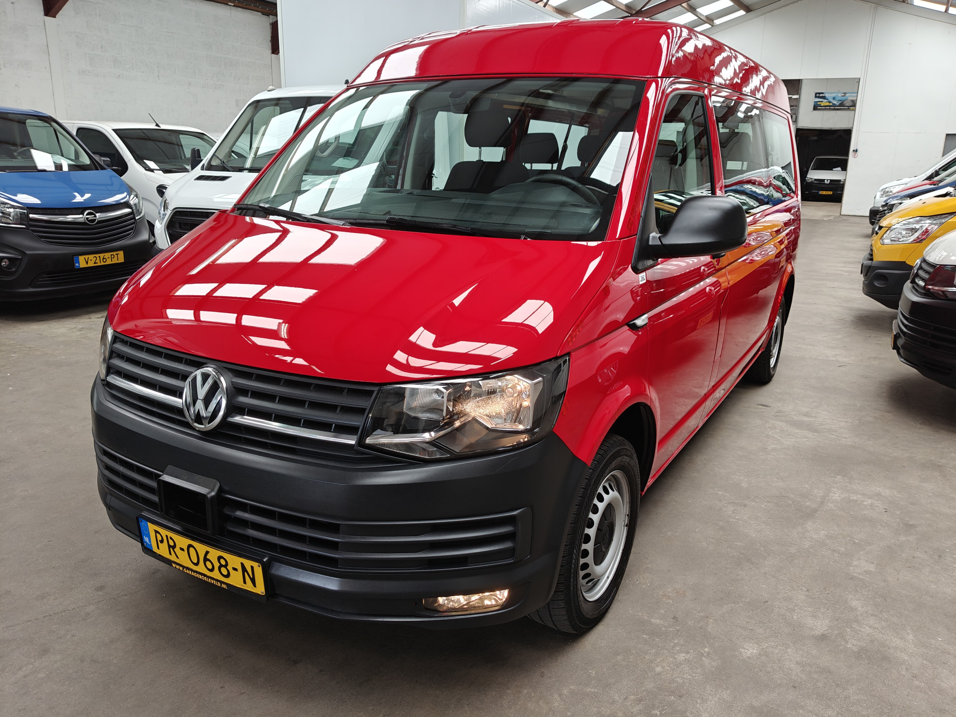 Foto van VOLKSWAGEN KOMBI
