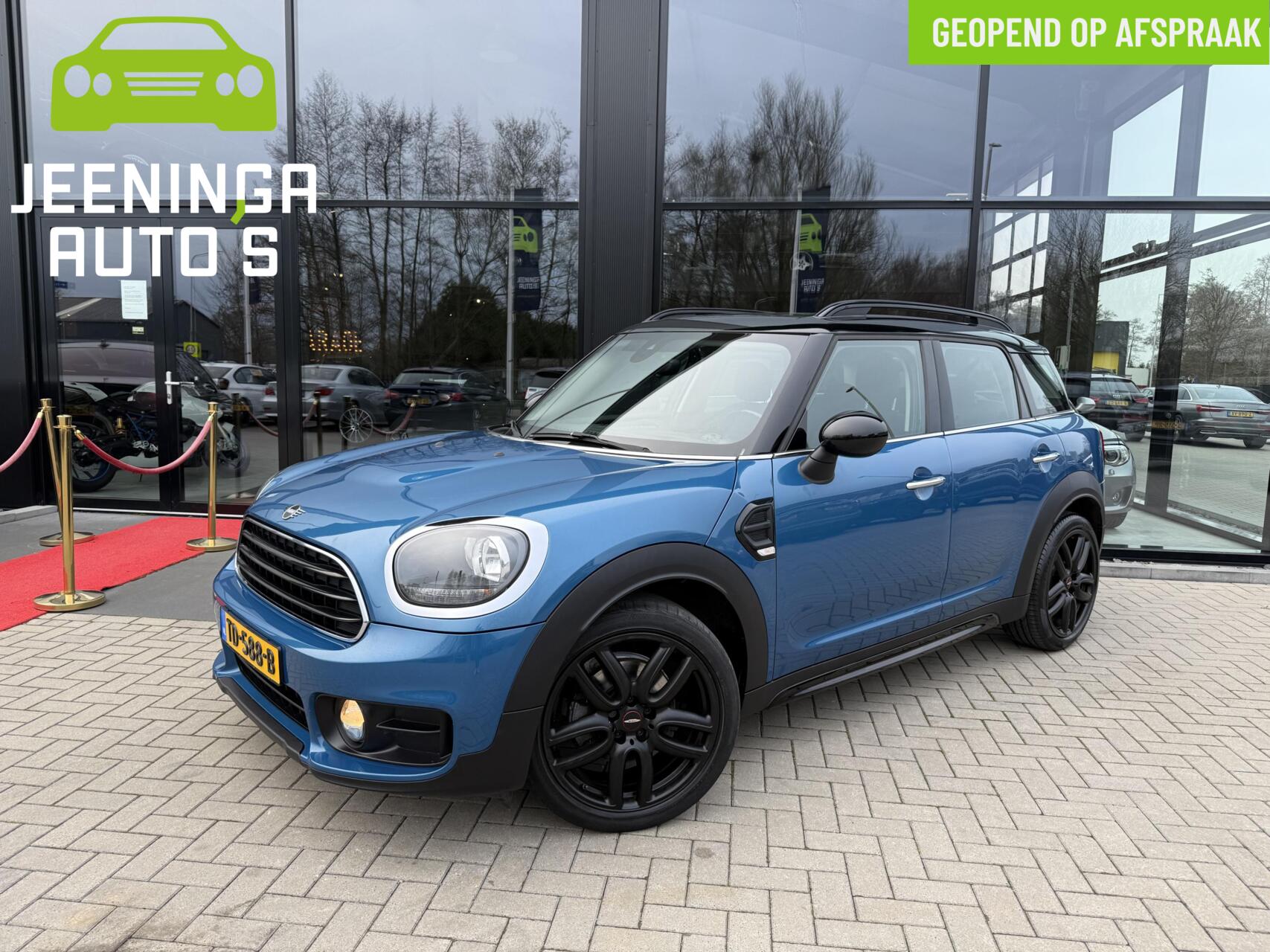 Foto van MINI COUNTRYMAN COOPER