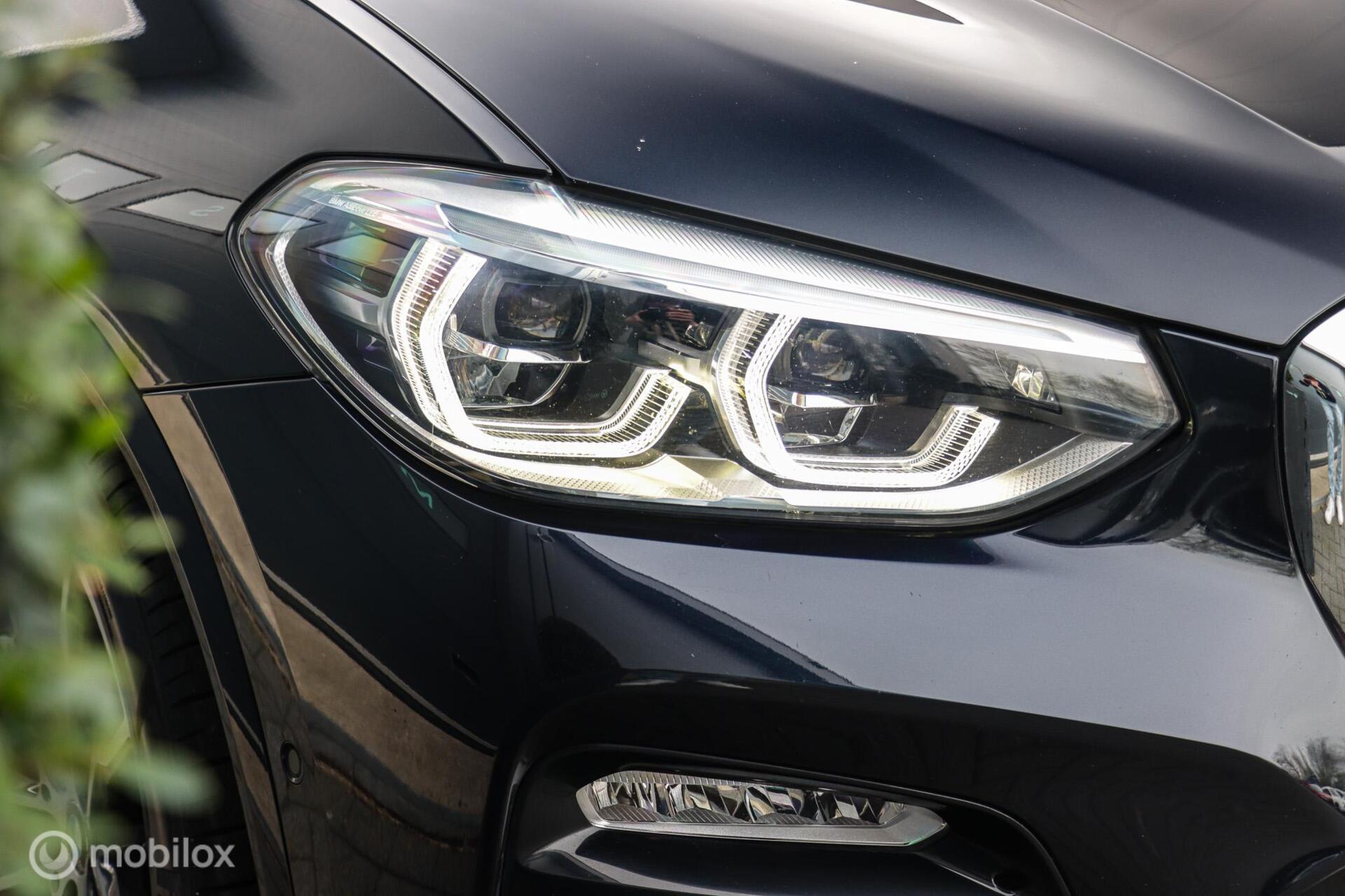 Foto van BMW X3 Xdrive30i