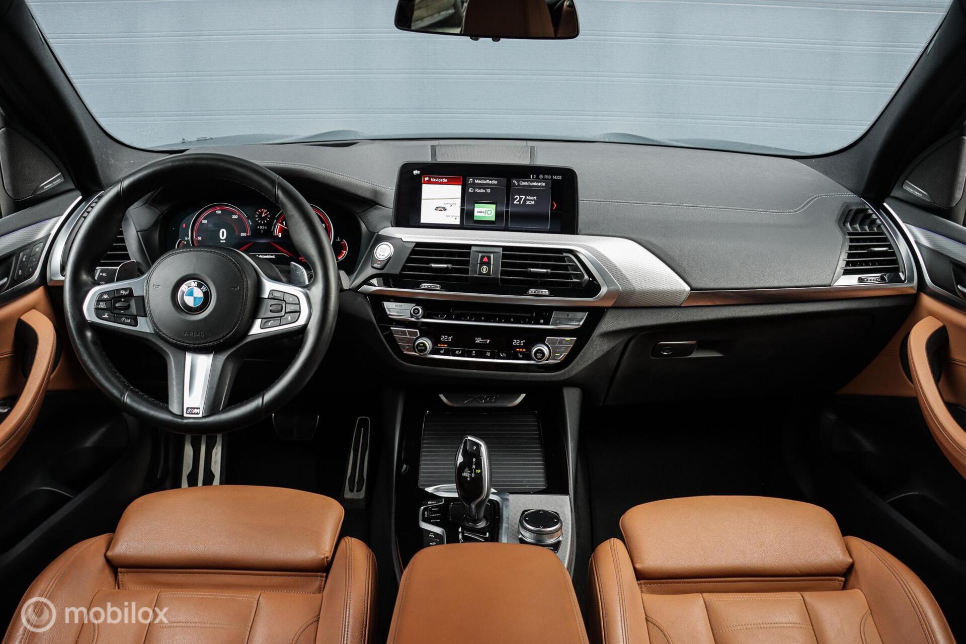 Foto van BMW X3 Xdrive30i
