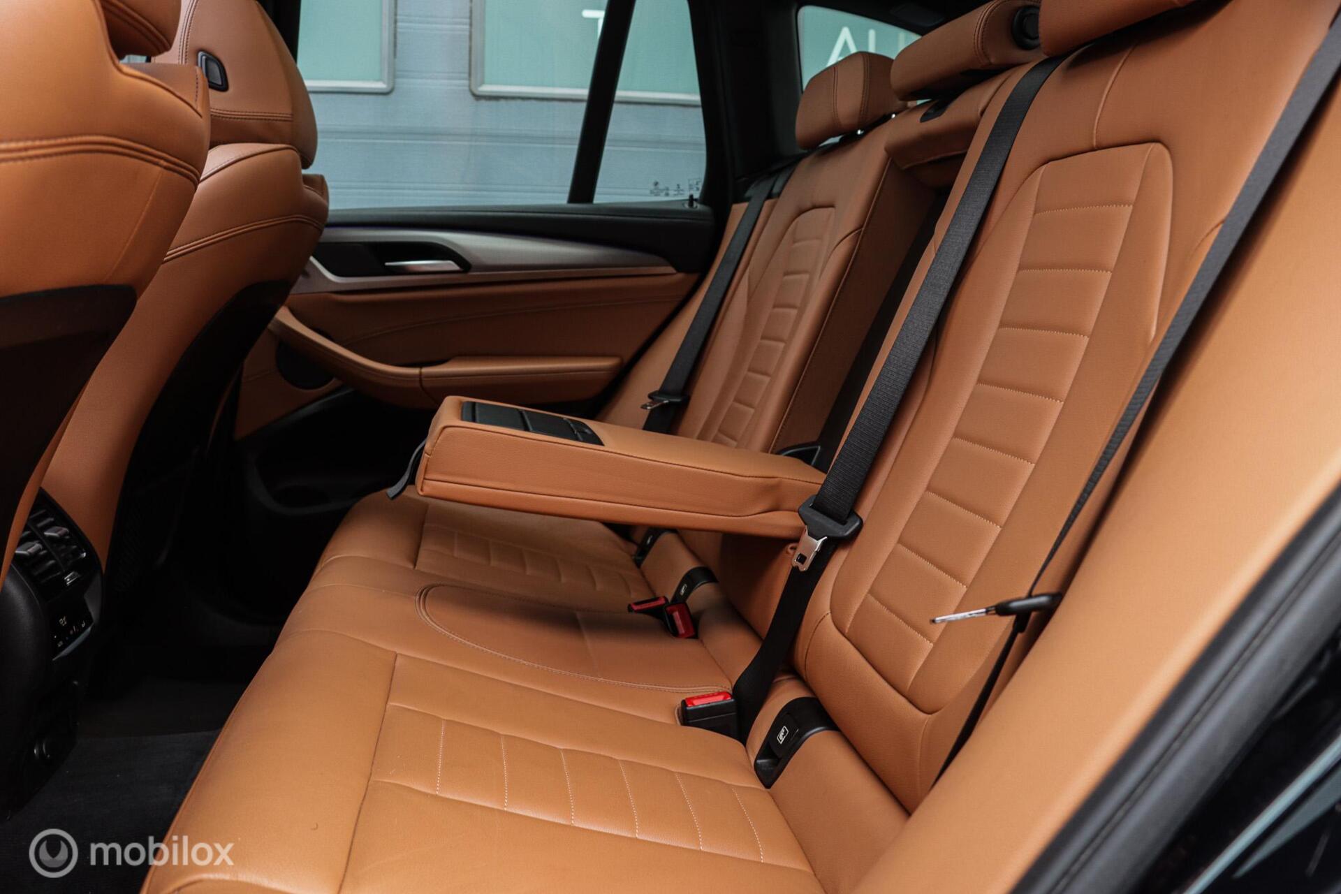 Foto van BMW X3 Xdrive30i