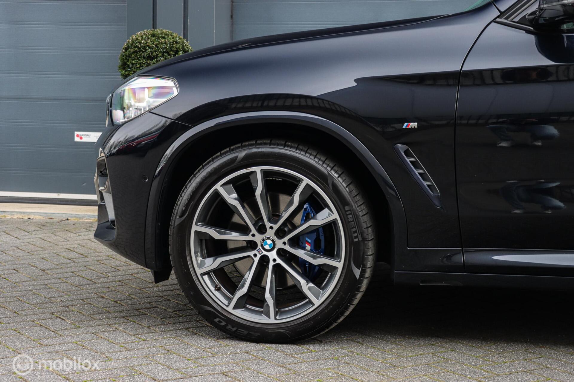 Foto van BMW X3 Xdrive30i