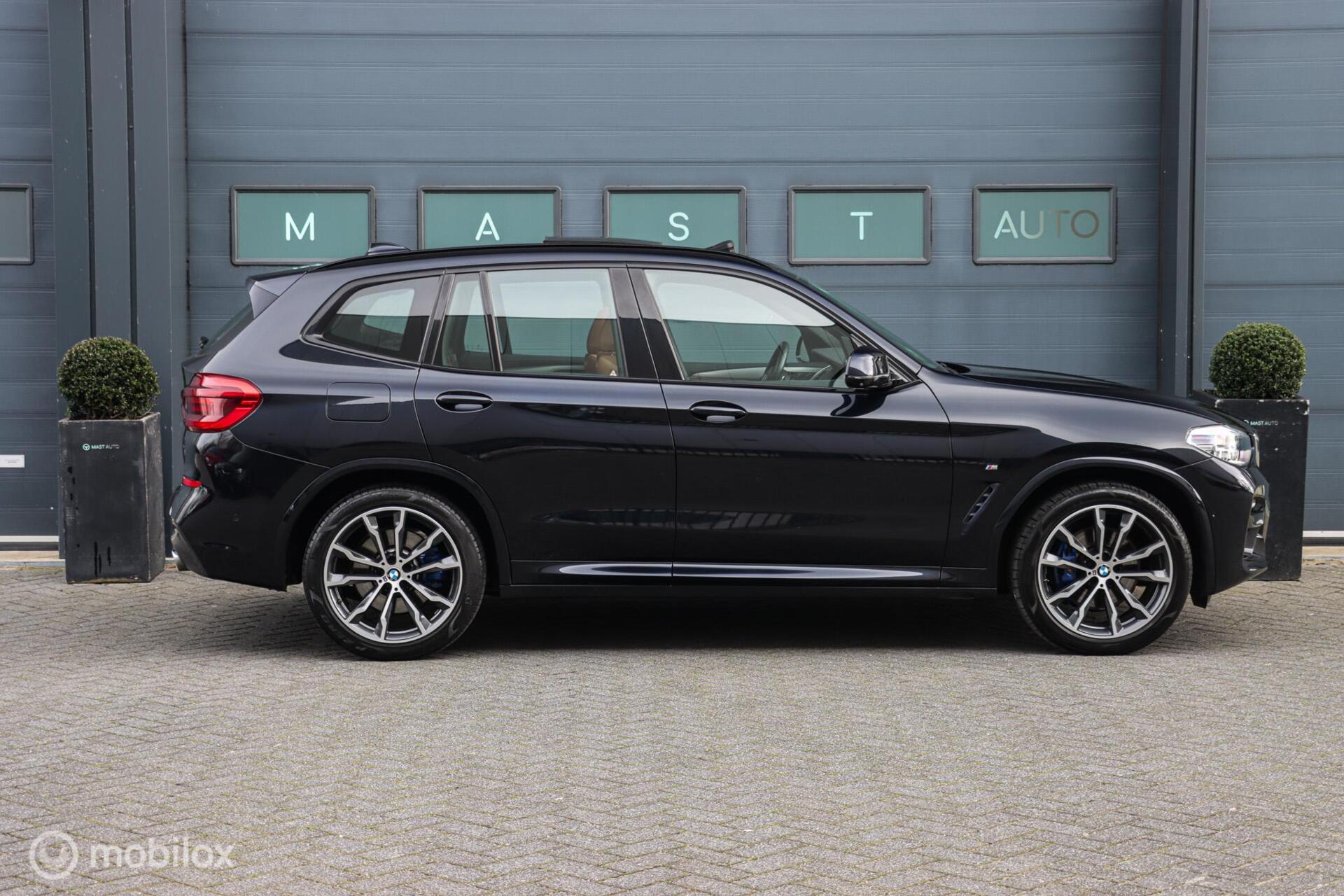 Foto van BMW X3 Xdrive30i