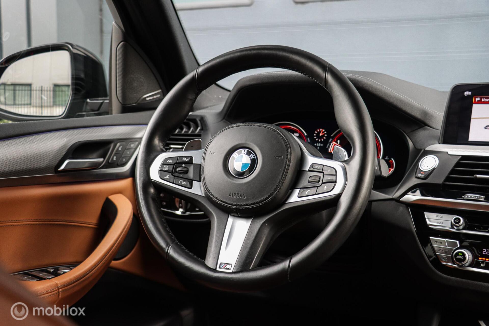 Foto van BMW X3 Xdrive30i