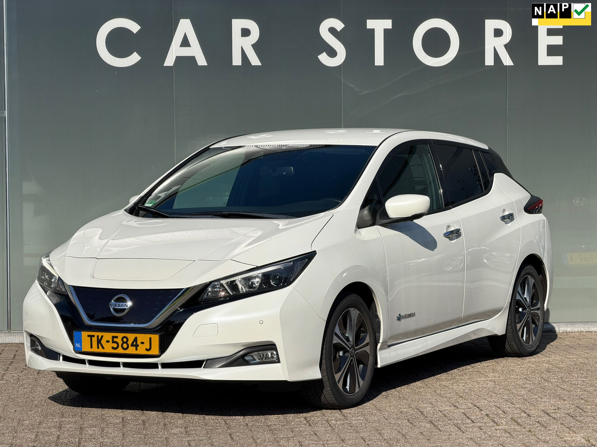 Foto van NISSAN NISSAN LEAF 40KWH