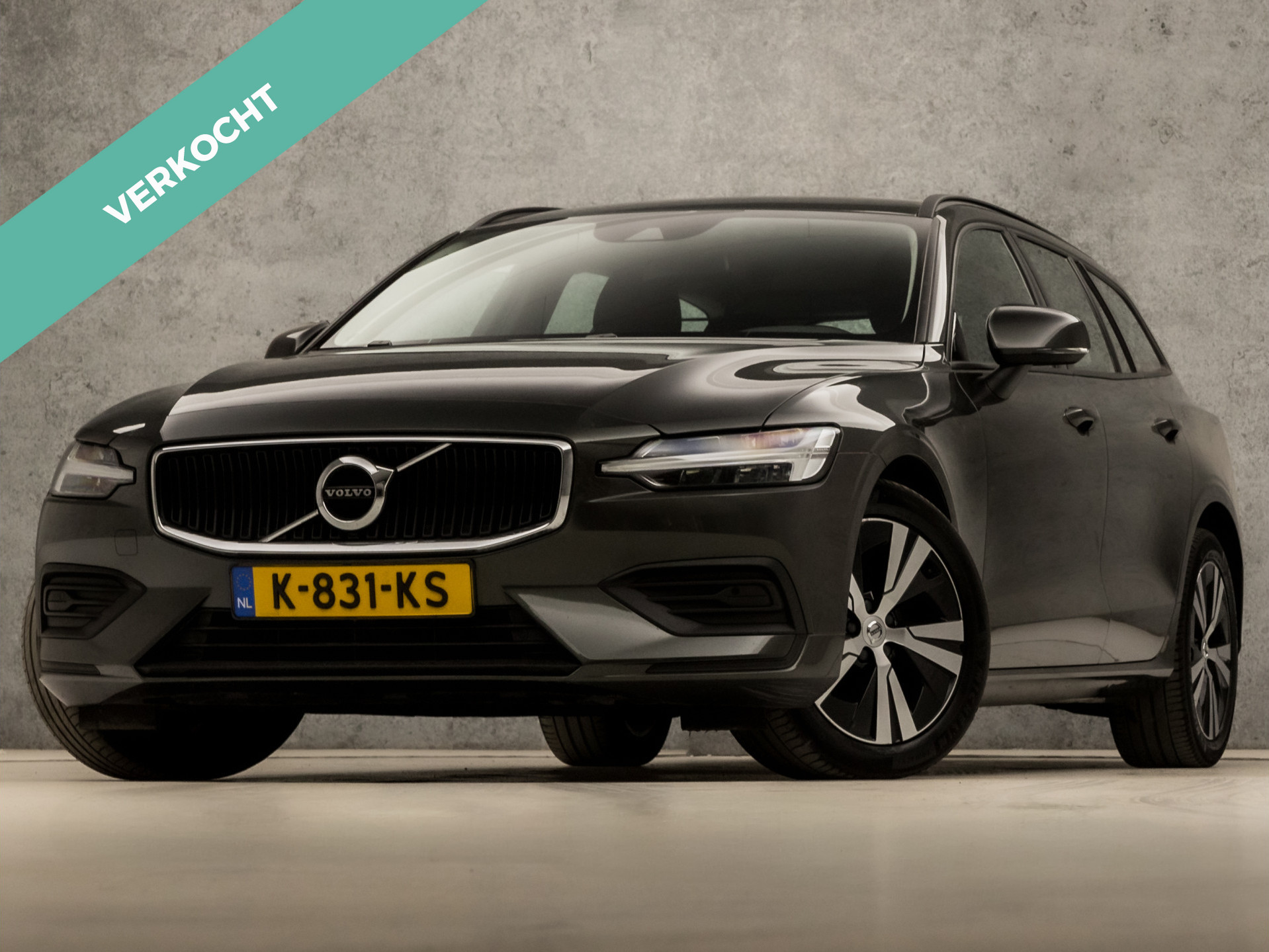 Volvo V60 2.0 B3 Sport 2021 - voorkant