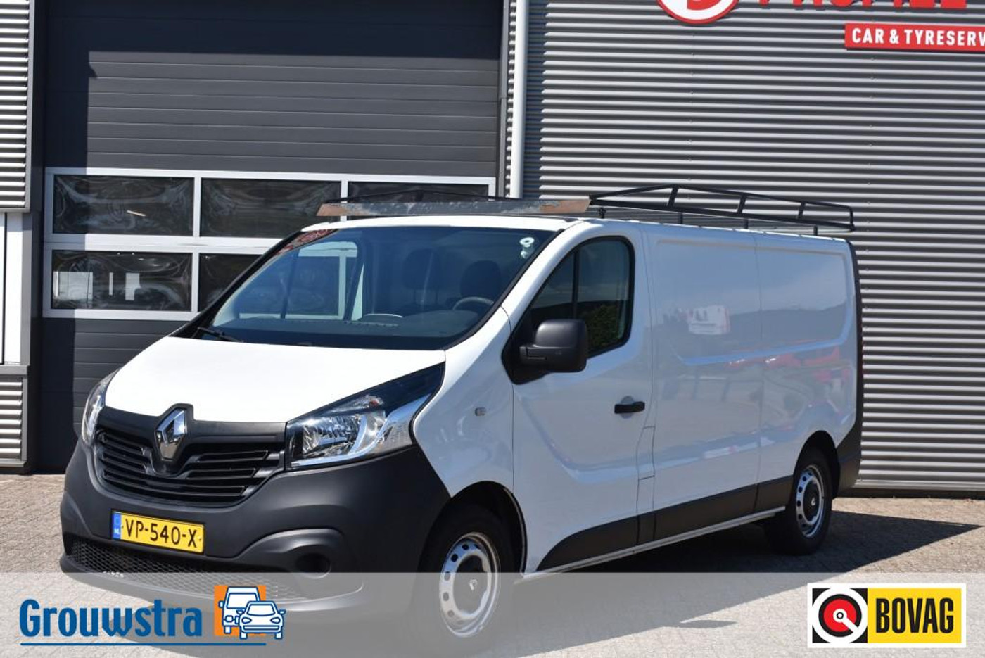 Renault Trafic 1.6 dCi T29 L2H1 Comfort 2015 - voorkant