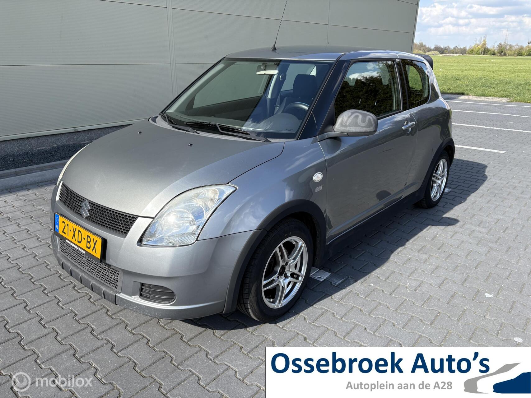 Foto van SUZUKI SWIFT