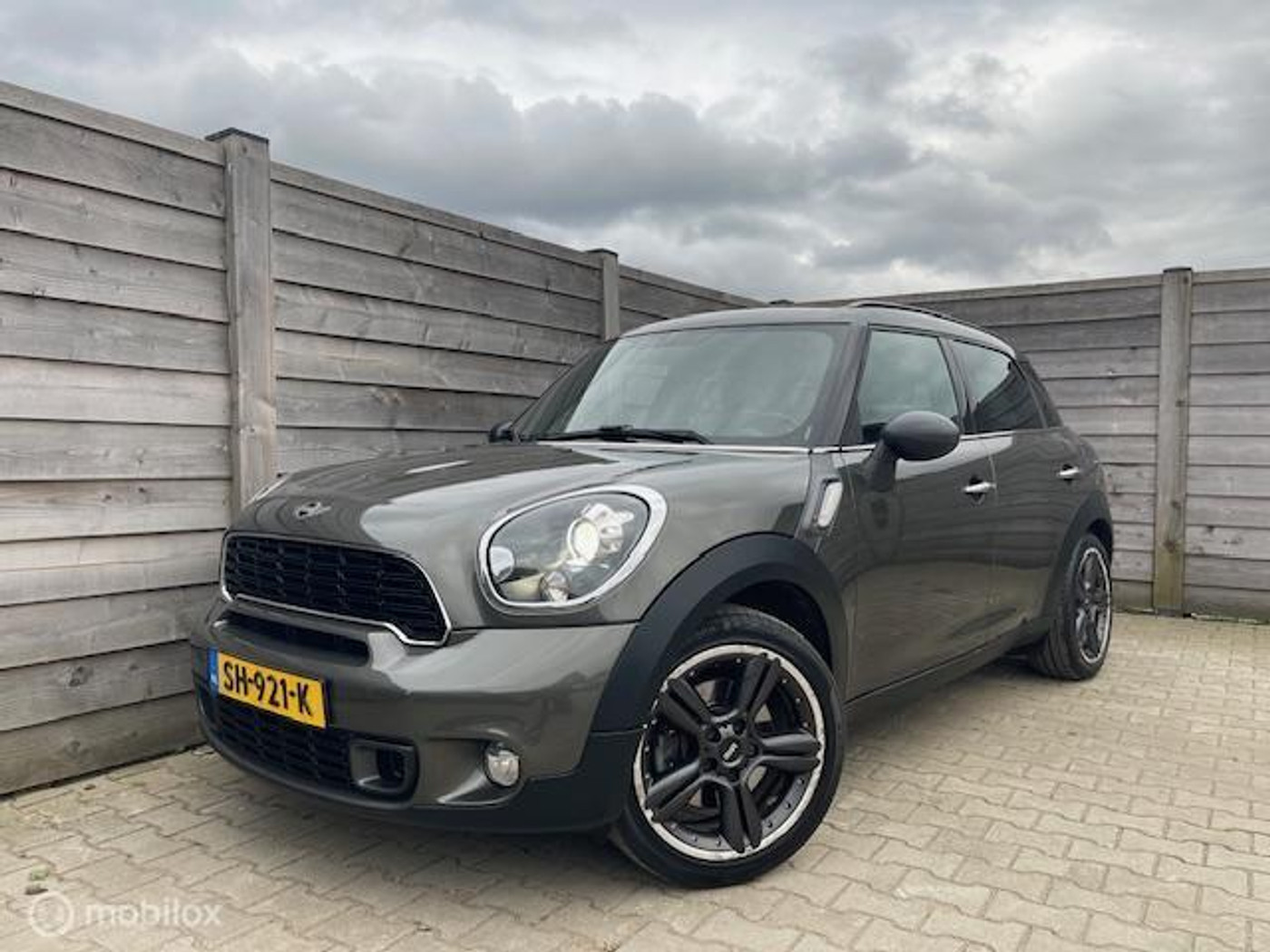 Foto van MINI COOPER S COUNTRYMAN