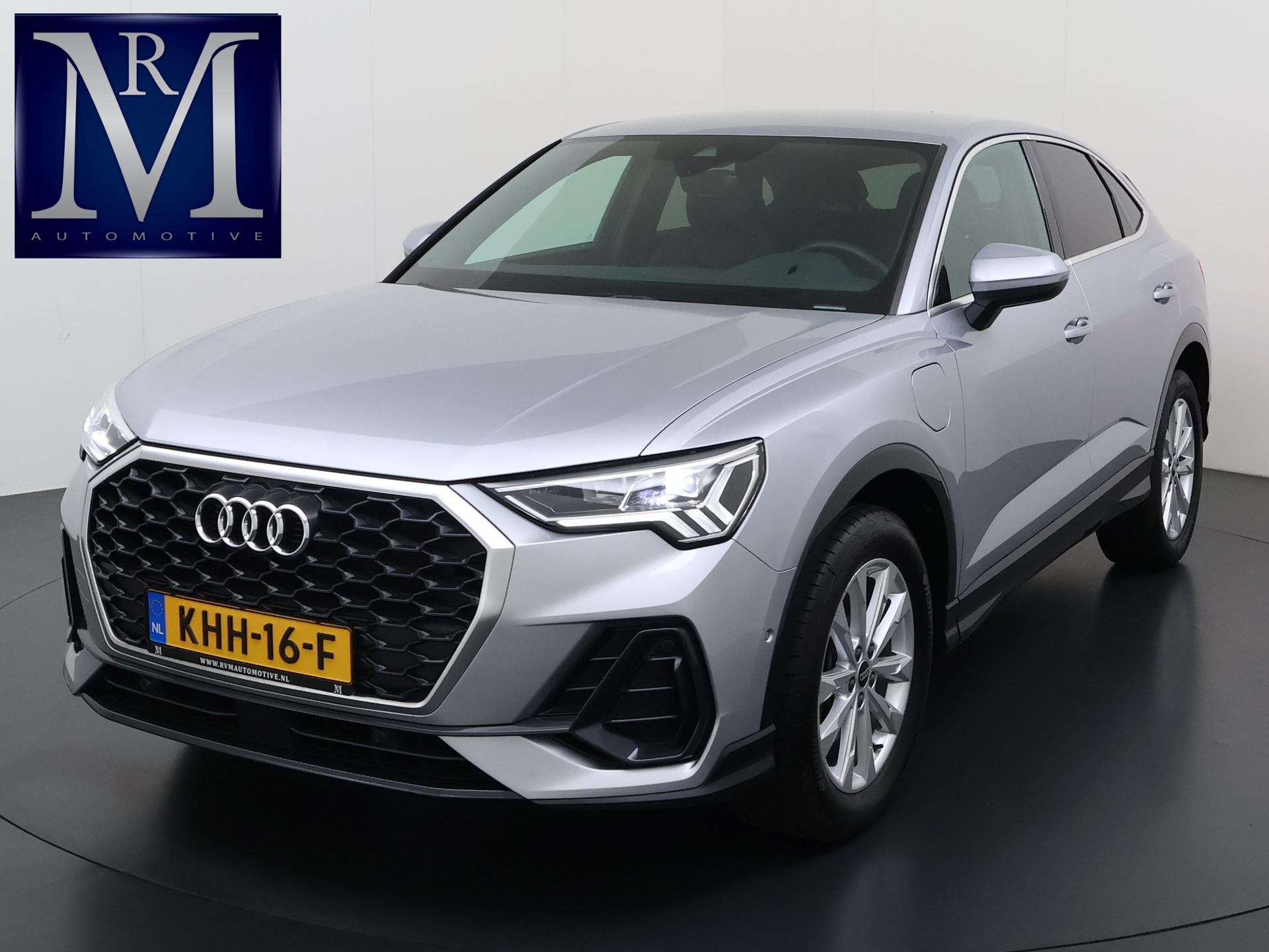 Audi Q3 Sportback E-tron 45 TFSI e S-LINE 2022 - voorkant