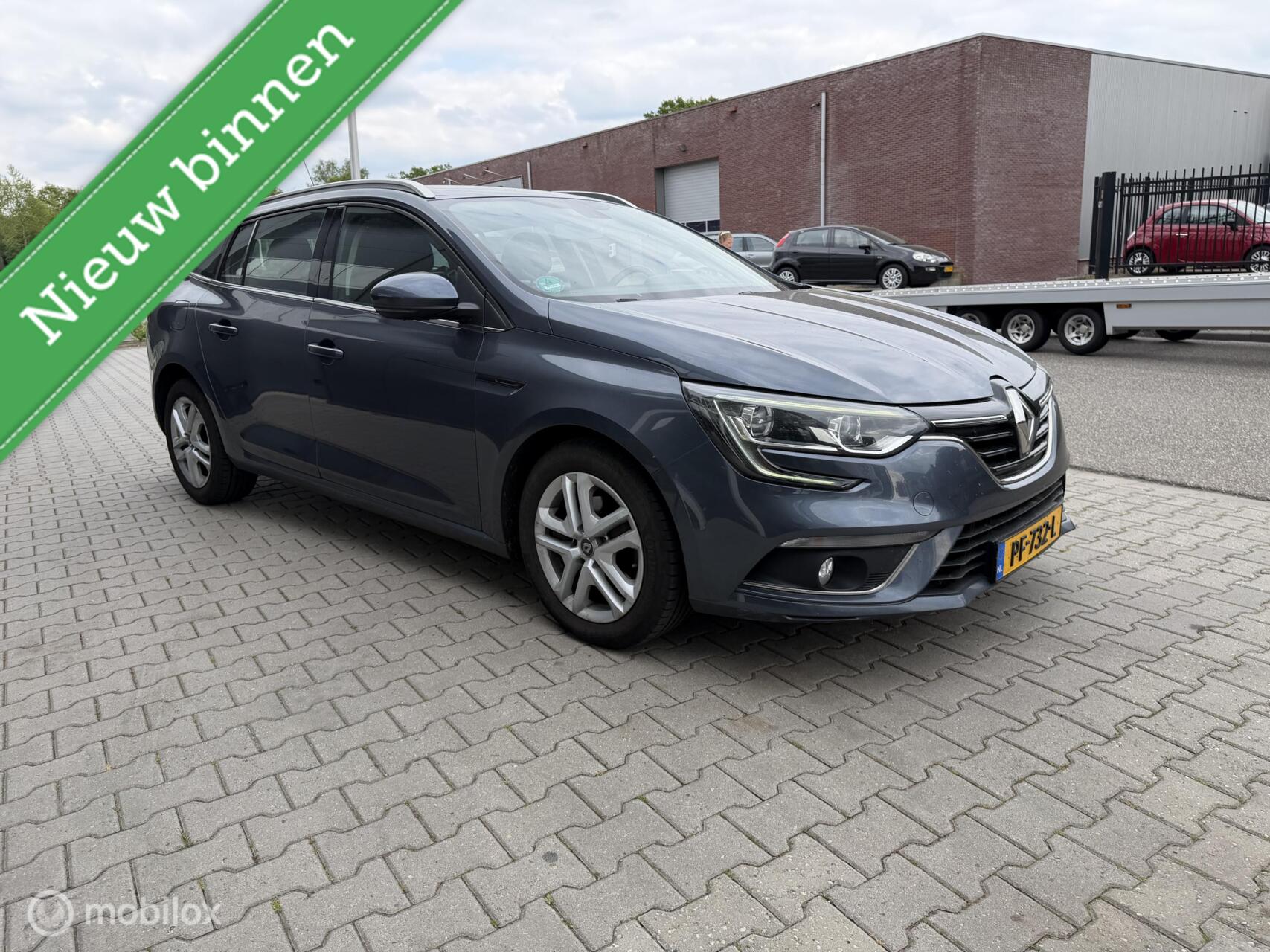 Renault Megane 1.5 dCi Eco2 Zen 2017 - voorkant