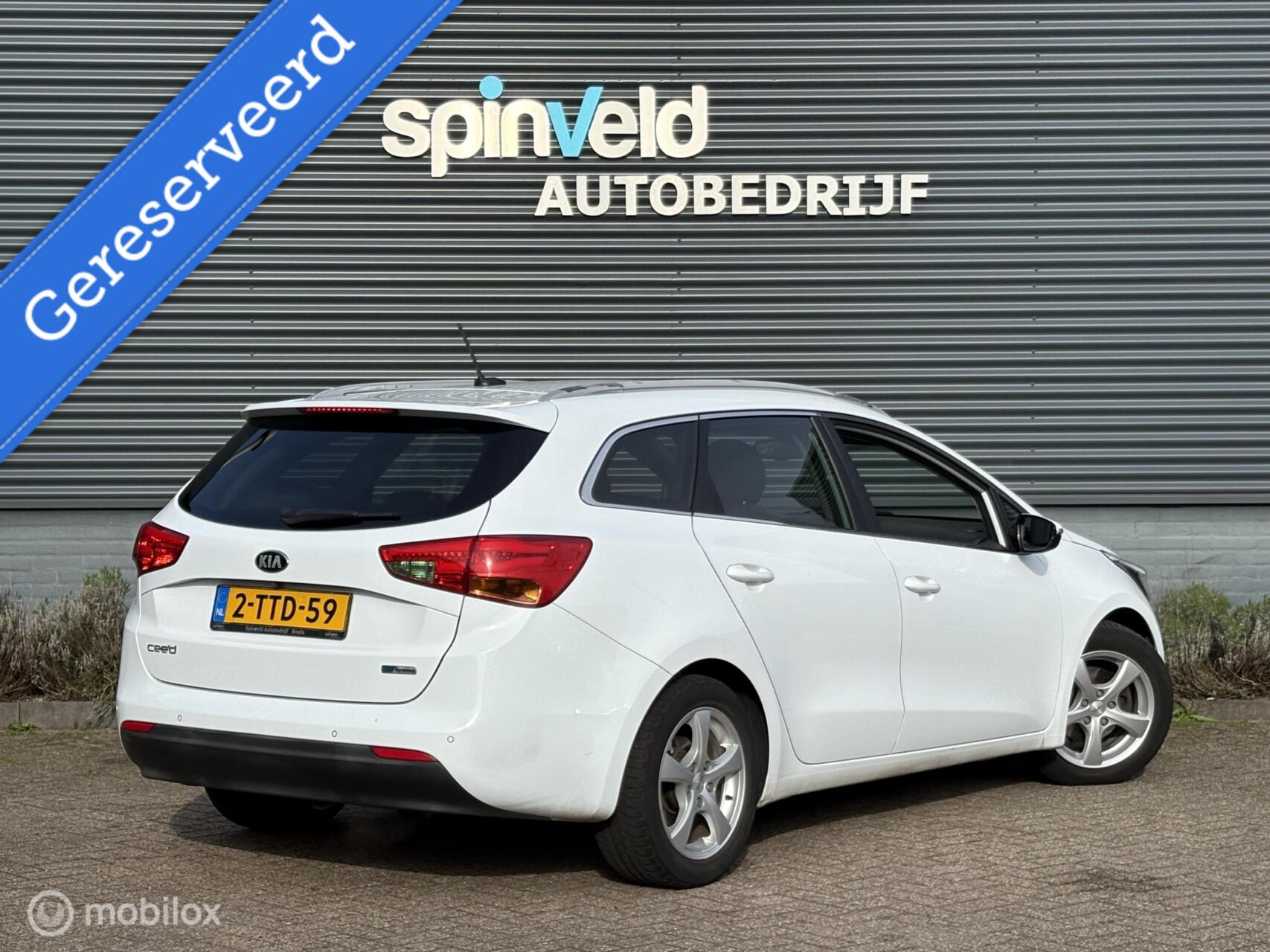 Foto van Kia Cee D