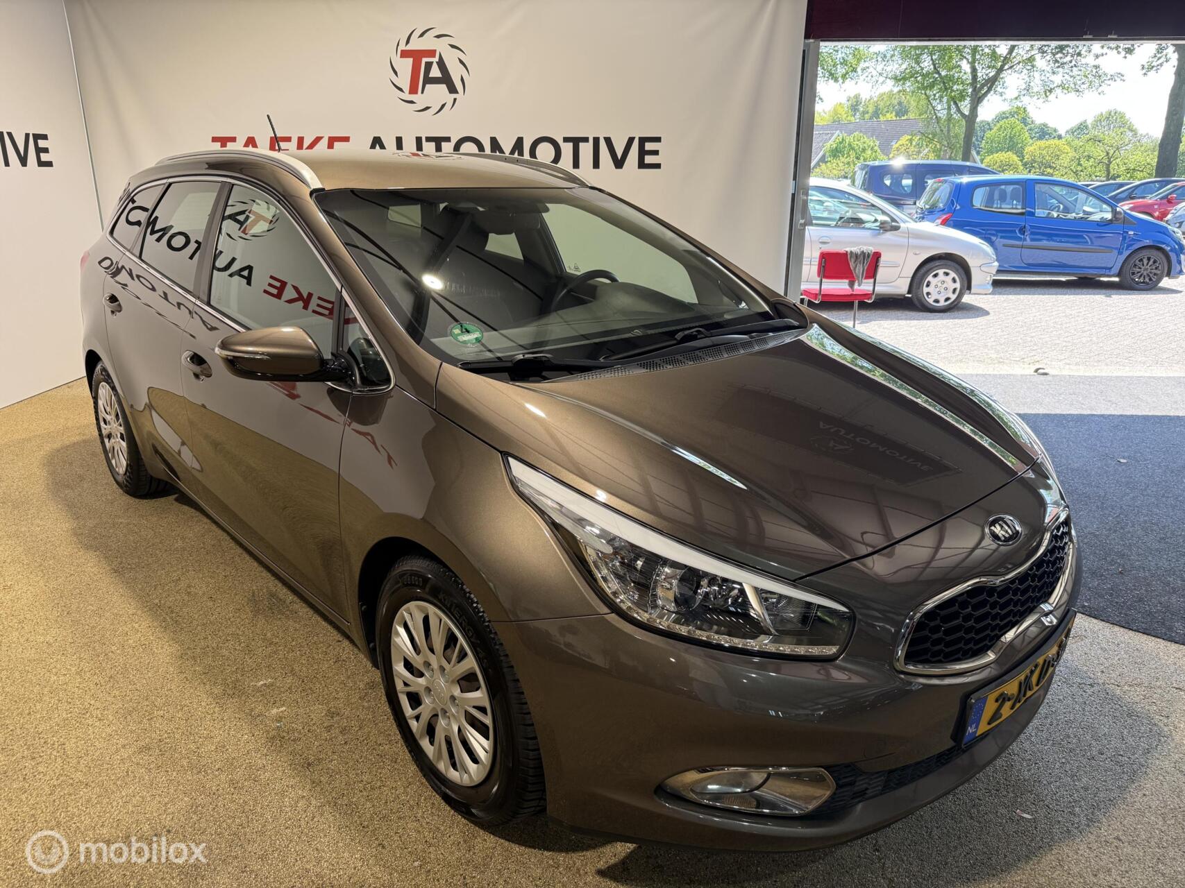 Foto van Kia Cee D